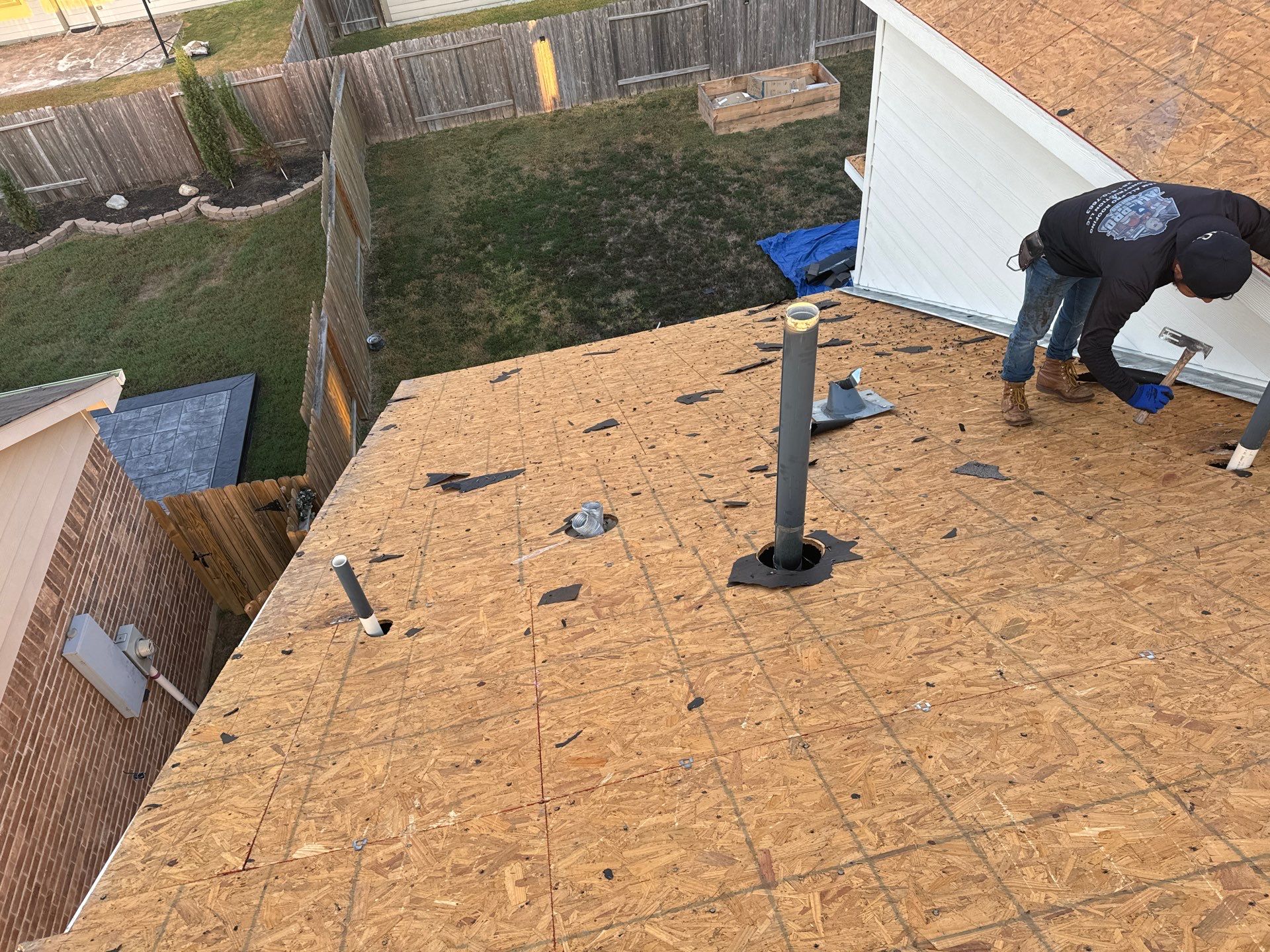 Residential Roofing Installation using Owen's Corning Duration (Lifetime) Shingles by Roof Repair Company
