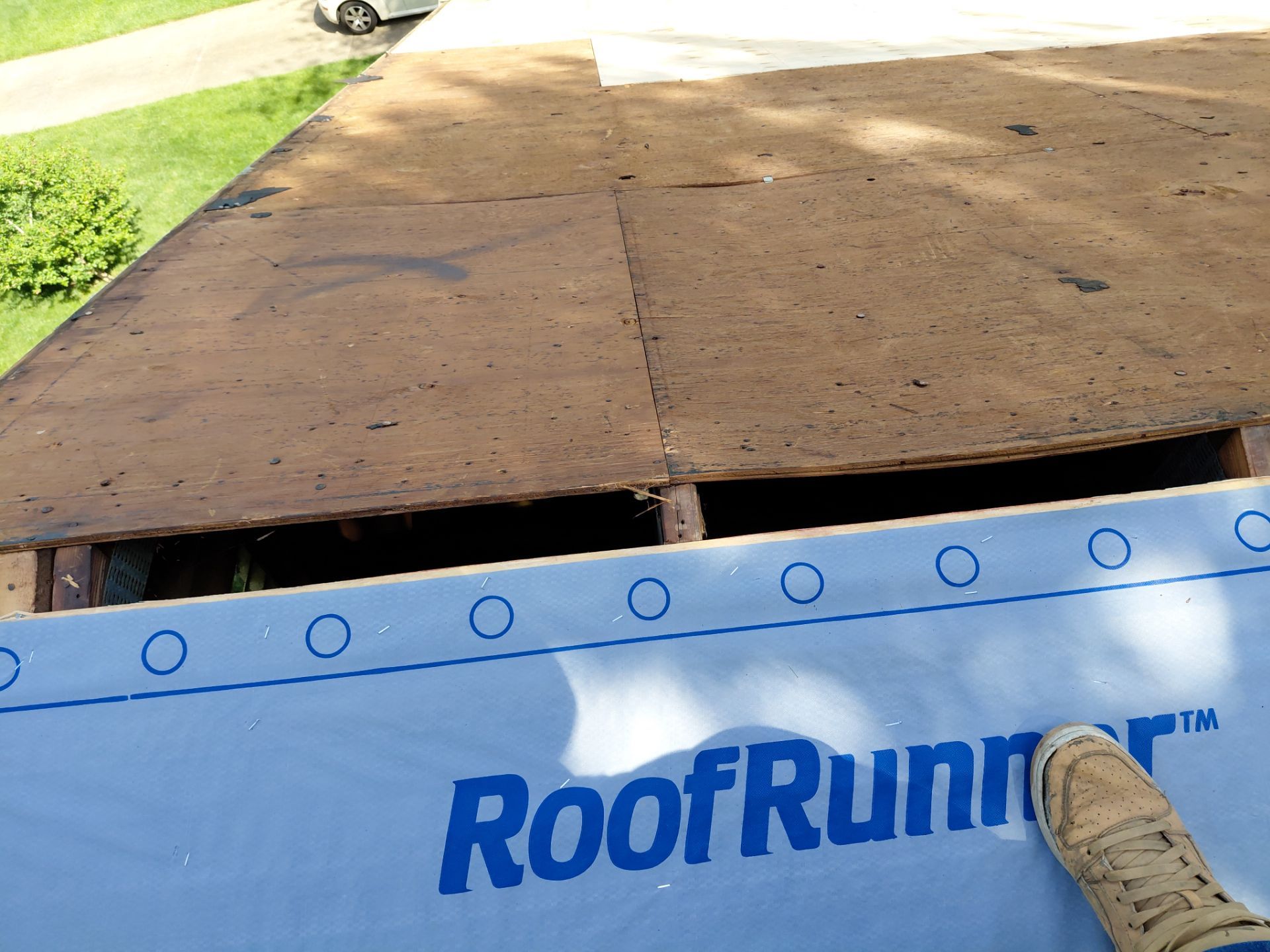 West Springfield: Residential Roof Replacement with CertainTeed Landmark in Heather Blend by RM Banning, Inc.