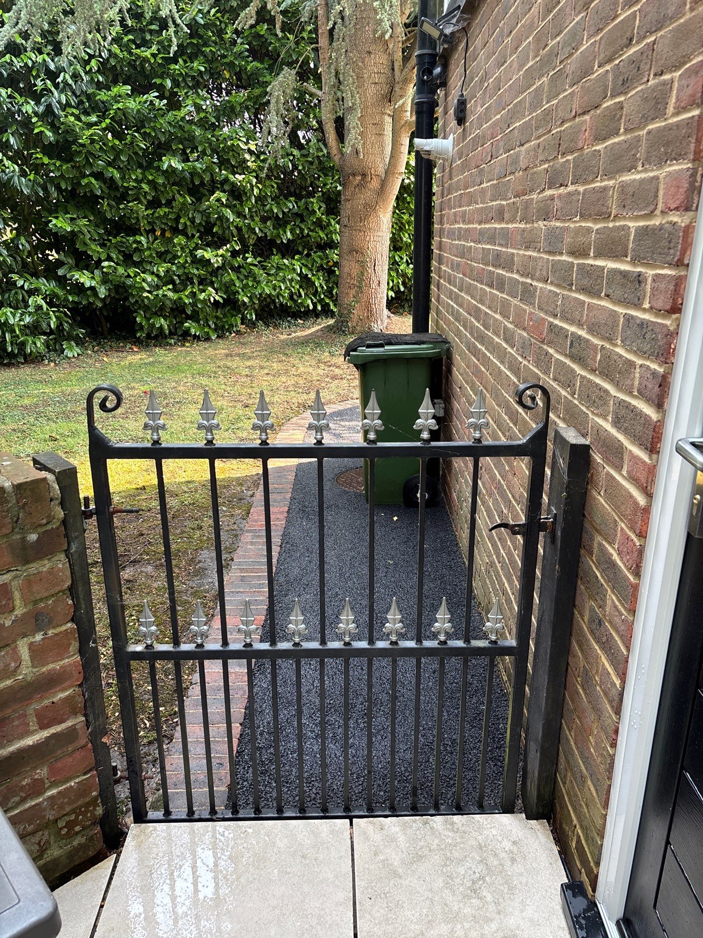 Tarmac Driveway And Patio Clean by Ges Exterior Cleaning ltd