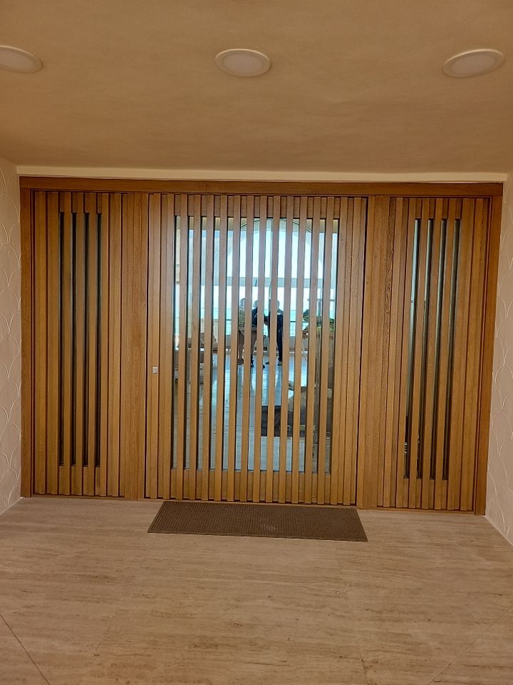 7774 - FISHER ISLAND by Impact Precious Wood Inc.