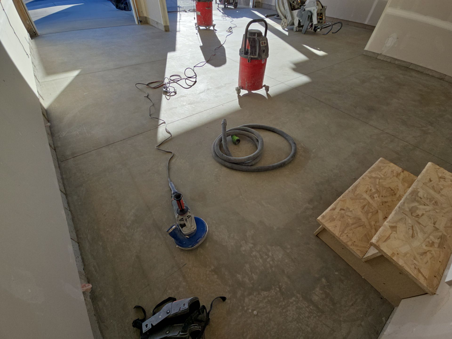 Garage Transformation using Shale Hybrid by Croc Coatings, LLC