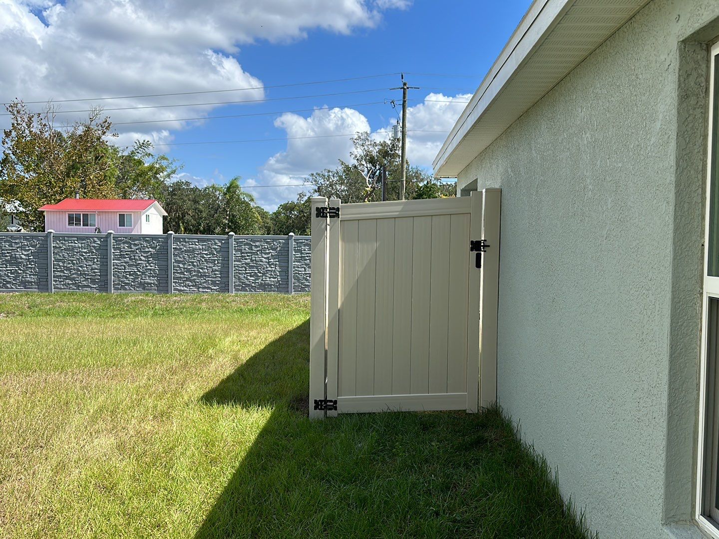 Vinyl Fence Installation using Tan Vinyl Privacy Fence by Asap fence and gates, LLC