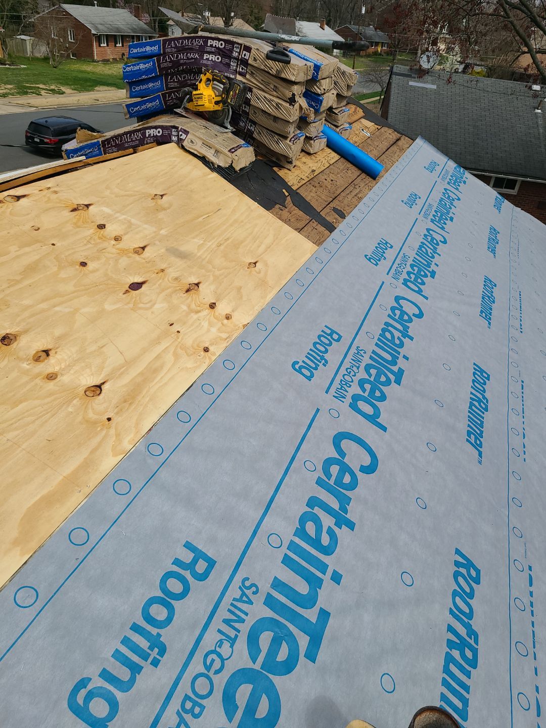 Alexandria CertainTeed Landmark Pro Roof in Max Def Charcoal Black by RM Banning, Inc.