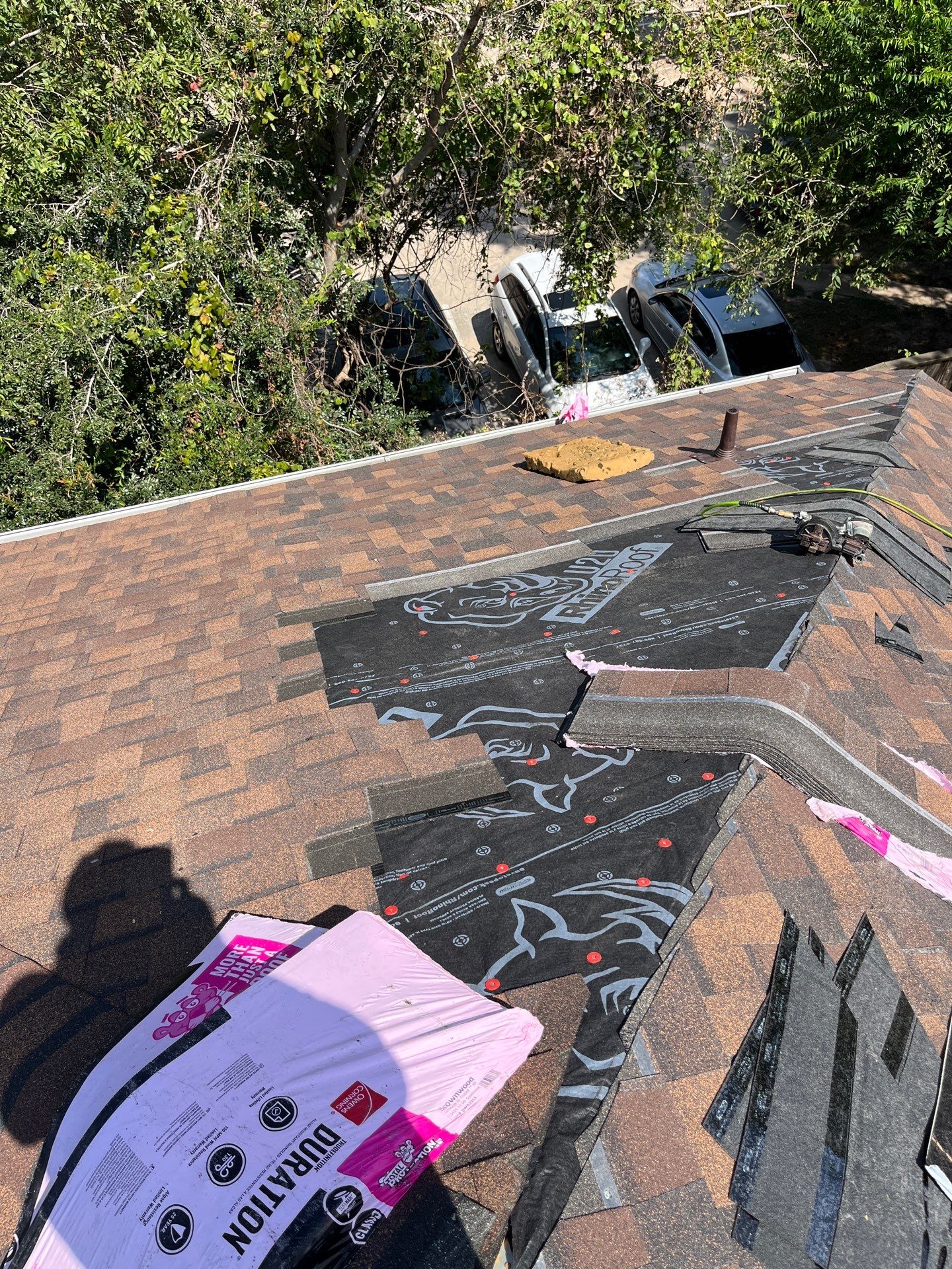 Residential Roofing Installation using Owen's Corning Duration (Lifetime) Shingles by Roof Repair Company
