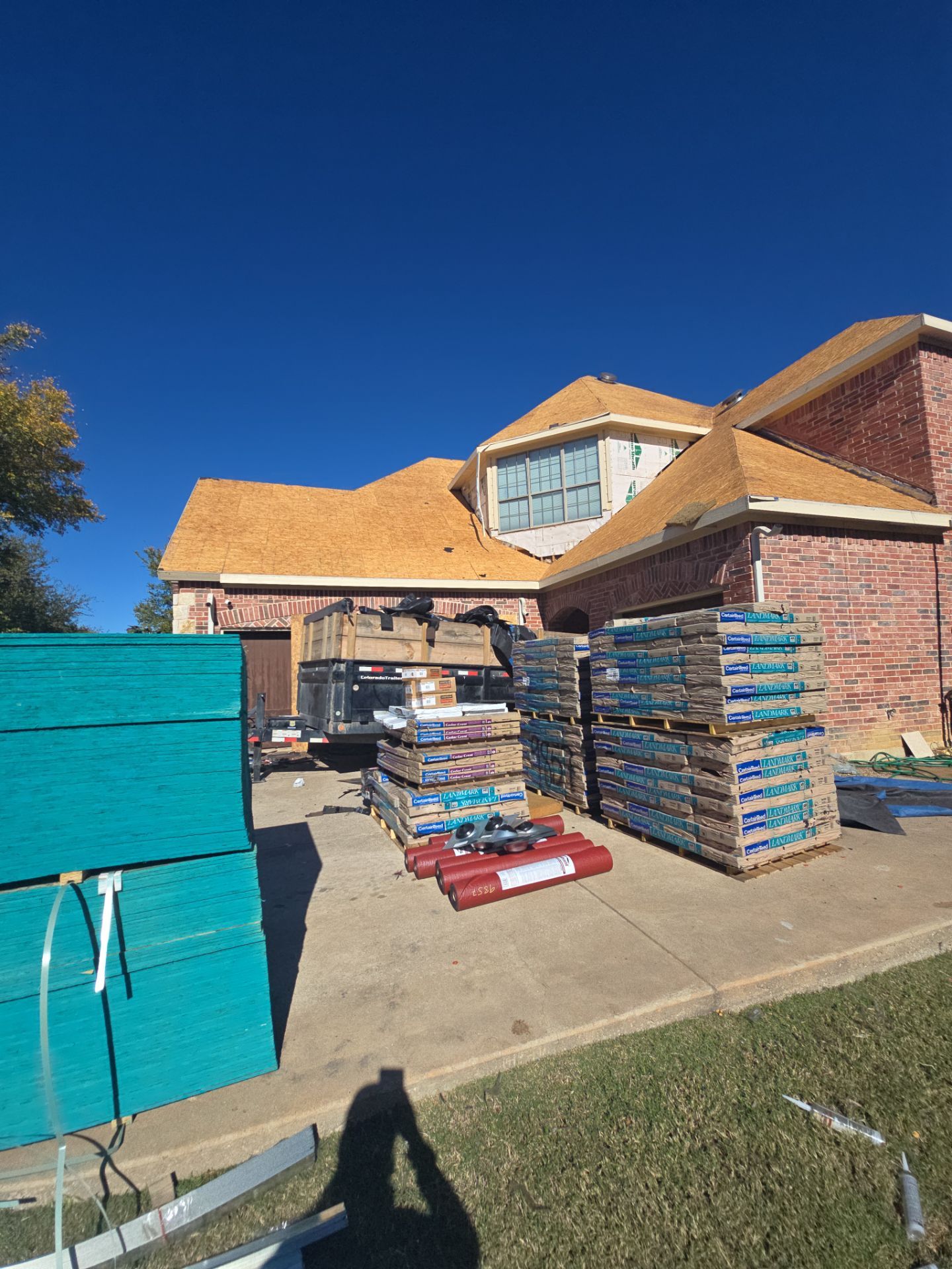 Certainteed Moire Black by First Out Roofing 