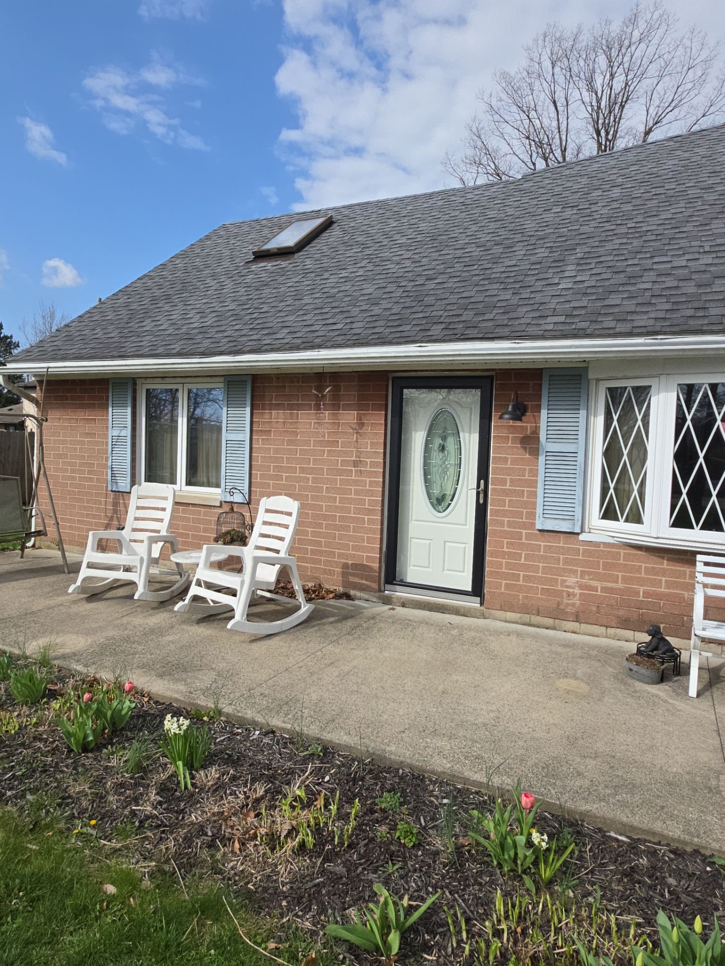 Country Home with a New life by Level Up Roofing and Restoration Services LLC