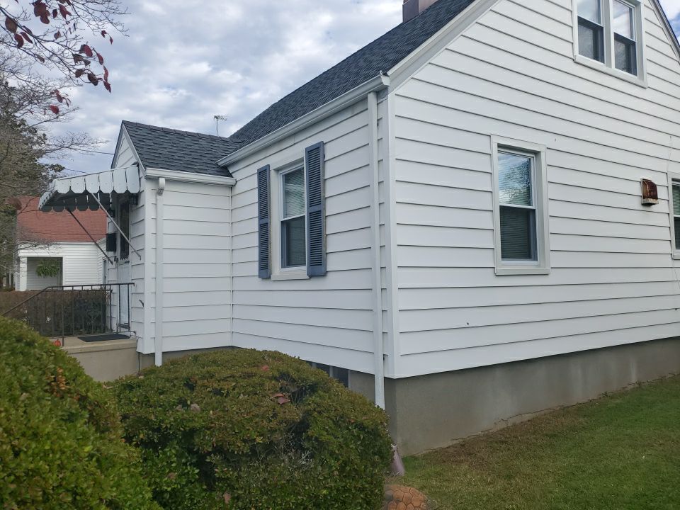 Siding Installation using Certainteed Monogram Charcoal Gray by A Plus Exterior