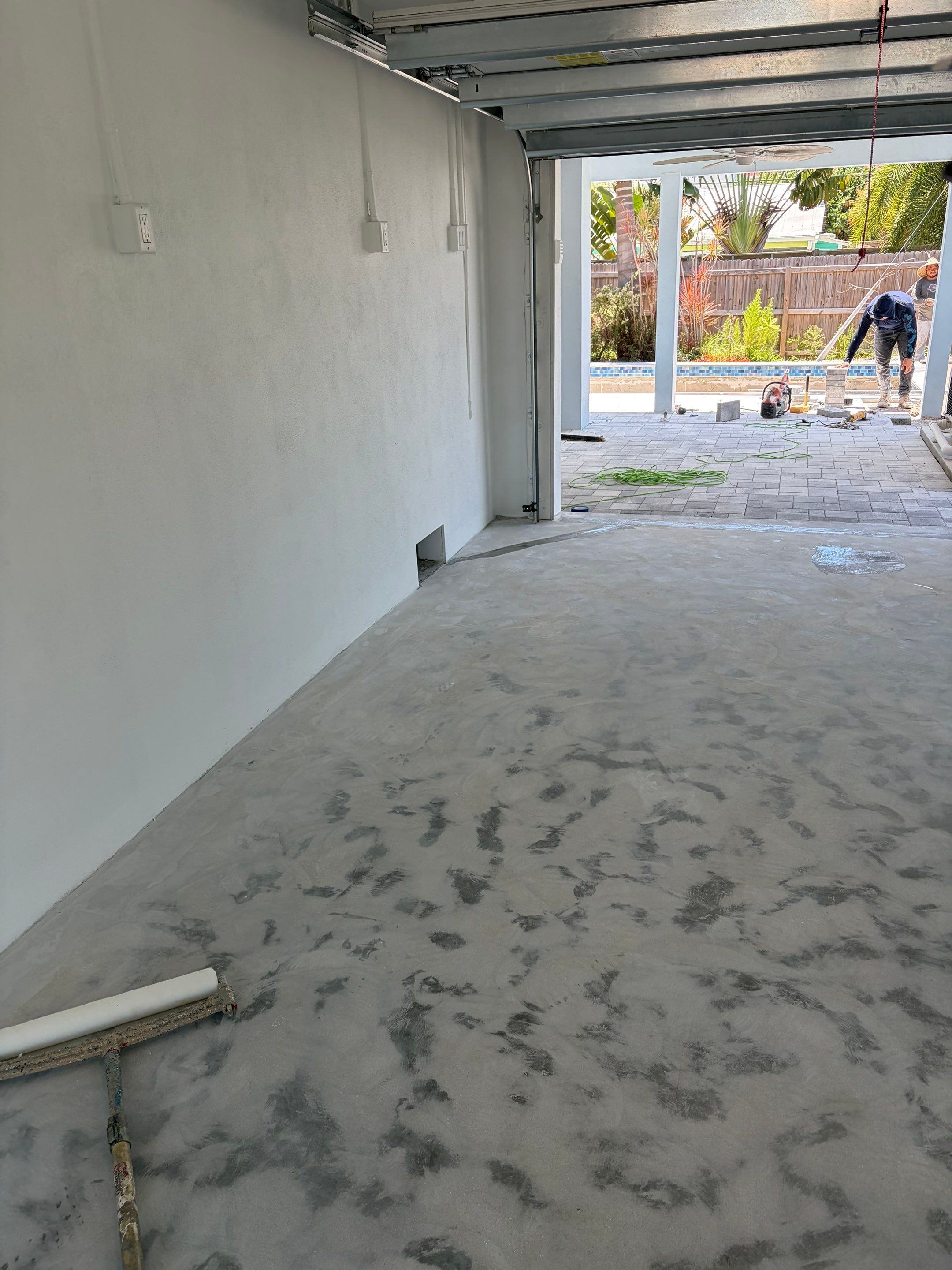 Tidal Wave Garage Floor Coating in Holmes Beach by Performance Floors & Coating