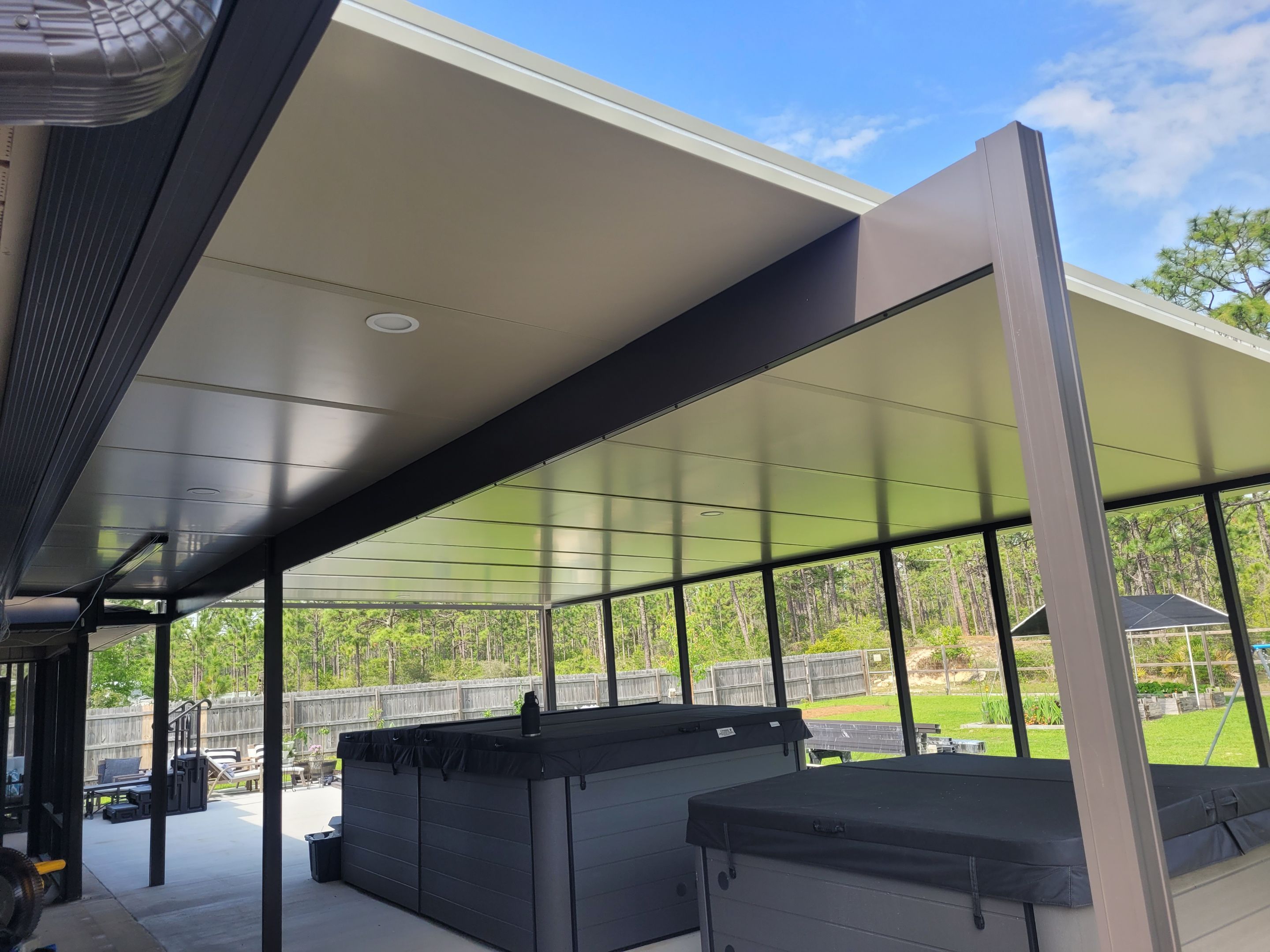 Large Screen Room & Patio Cover in Navarre by Titan Sunrooms