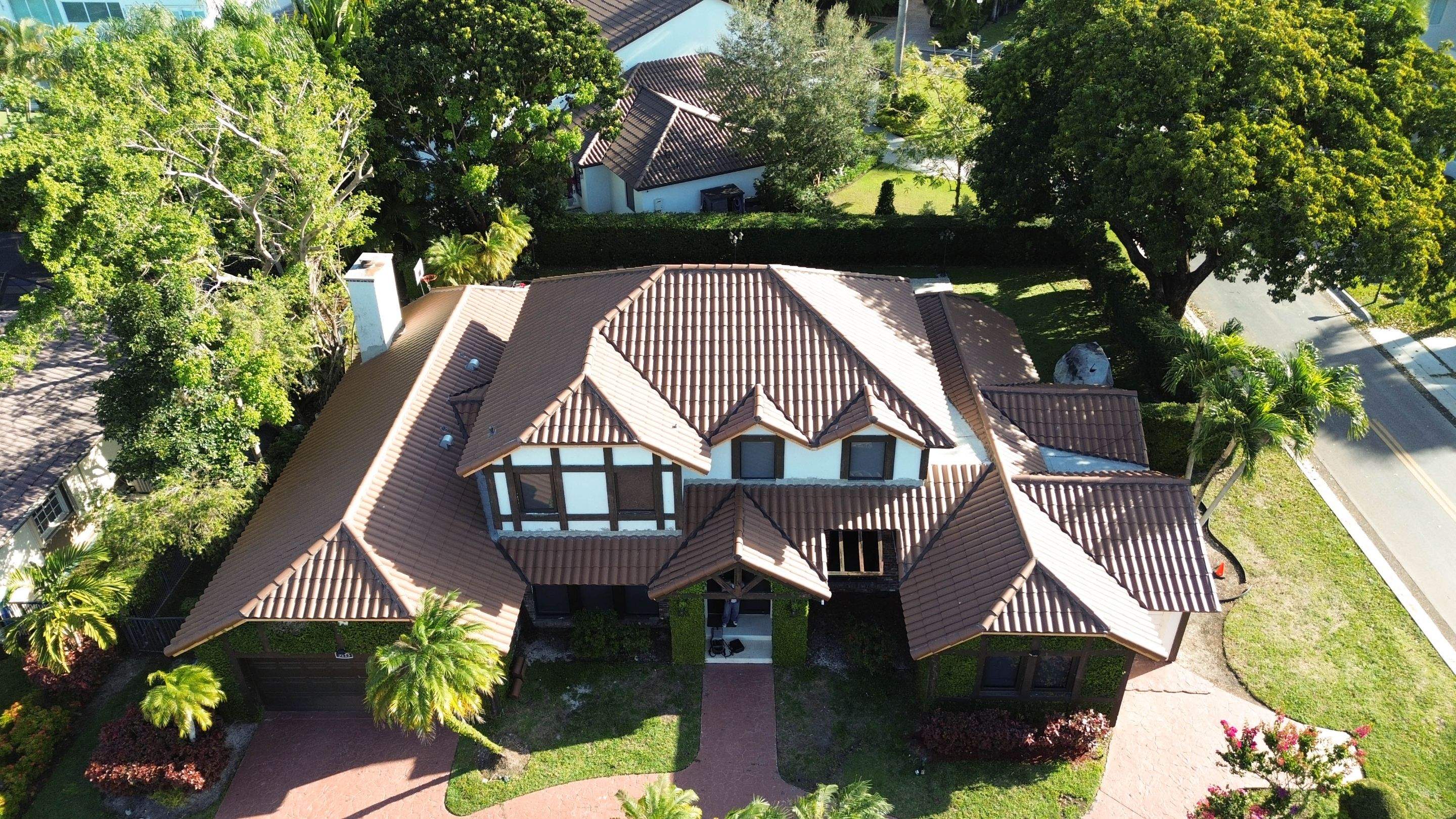 Verea - Spanish S - Brown by Istueta Roofing