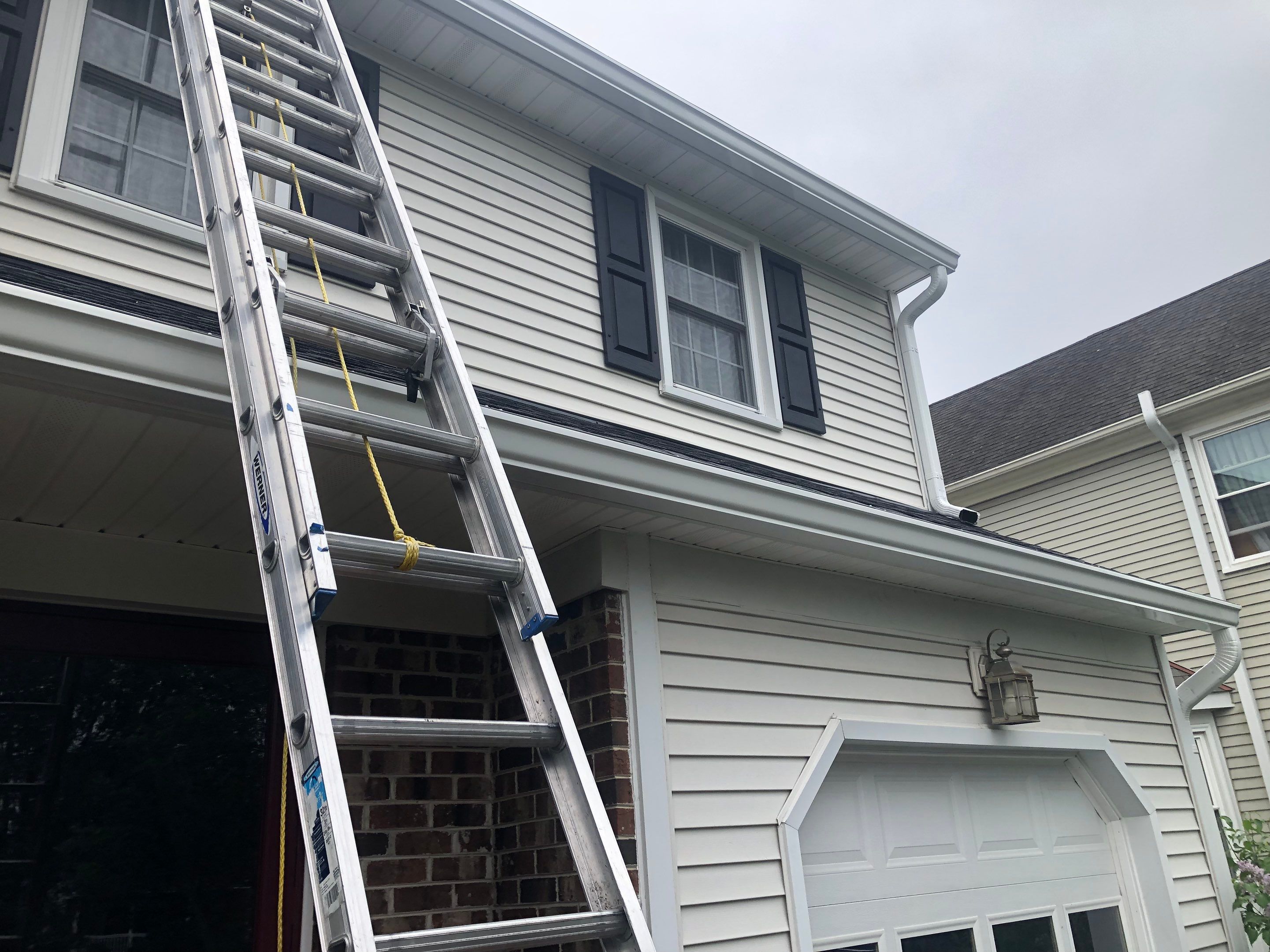 Vienna: CertainTeed Landmark Pro Designer Shingles in Max Def Moire Black by RM Banning, Inc.