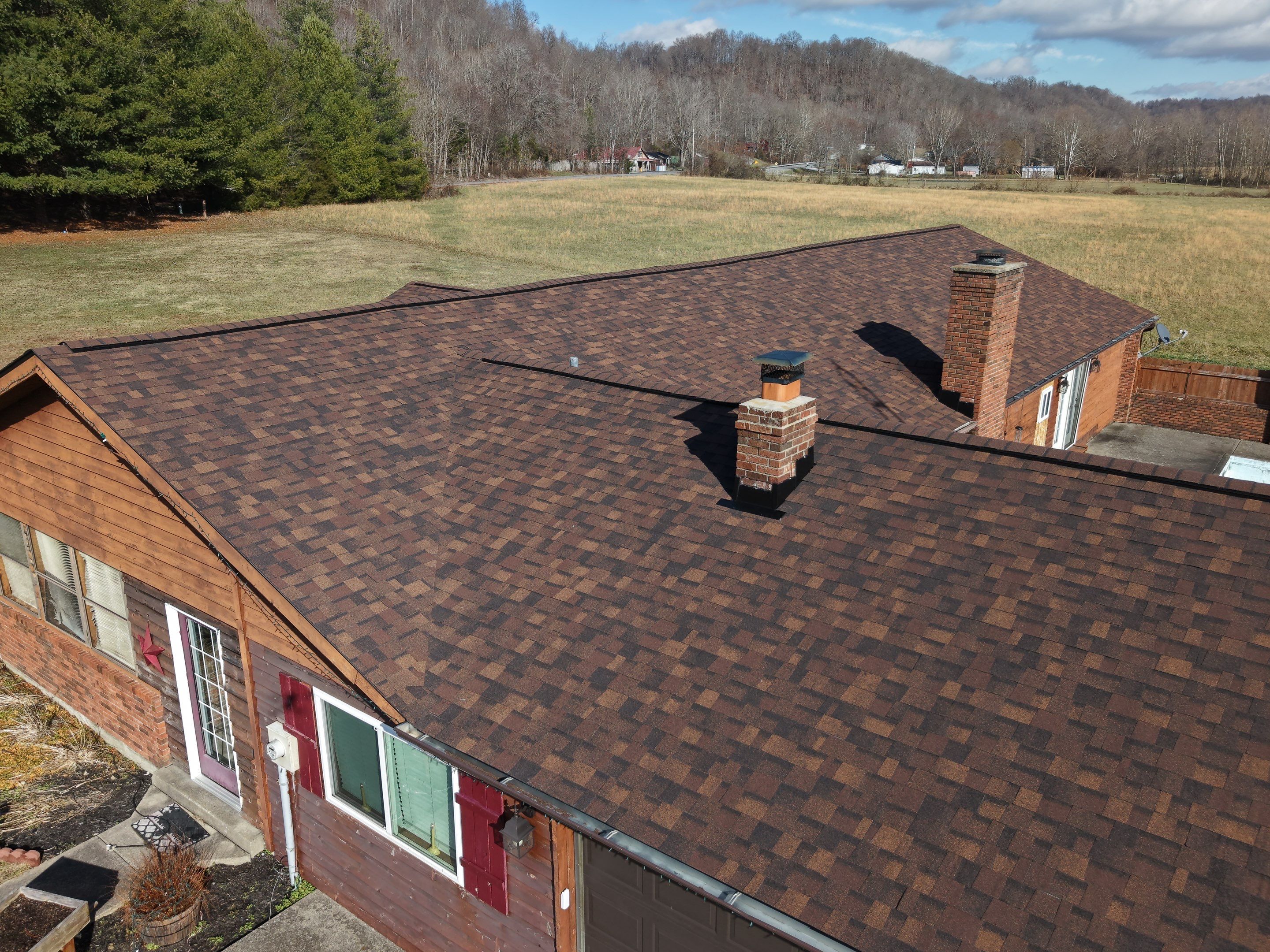 Owens Corning Duration - Brownwood by Stout Exteriors