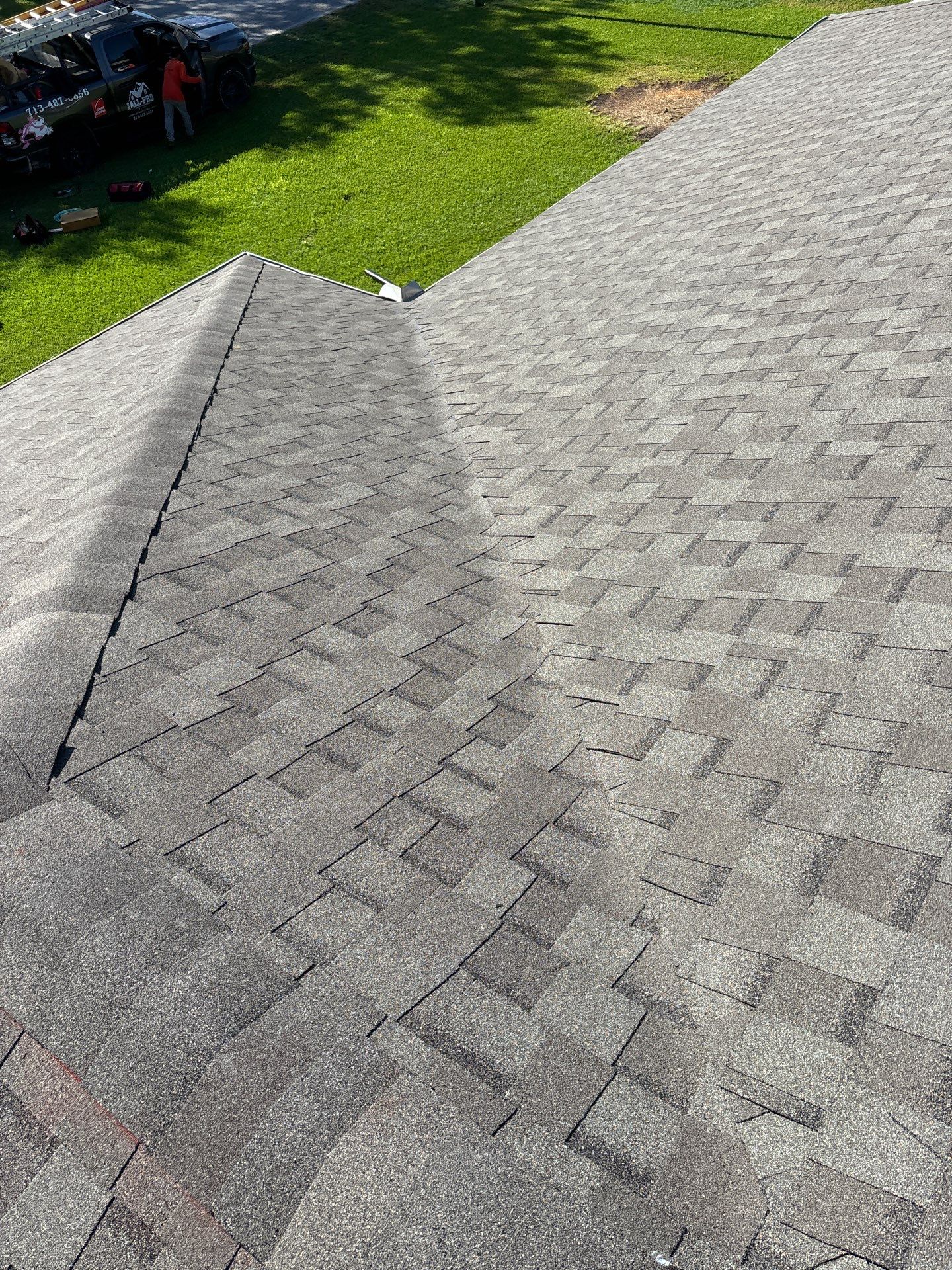 Residential Roofing Installation using Owen's Corning Duration (Lifetime) Shingles by Roof Repair Company