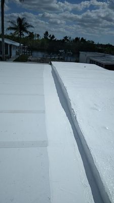 Tropical 924 100% Silicone Roof Coating Repair using Acrylic Resin