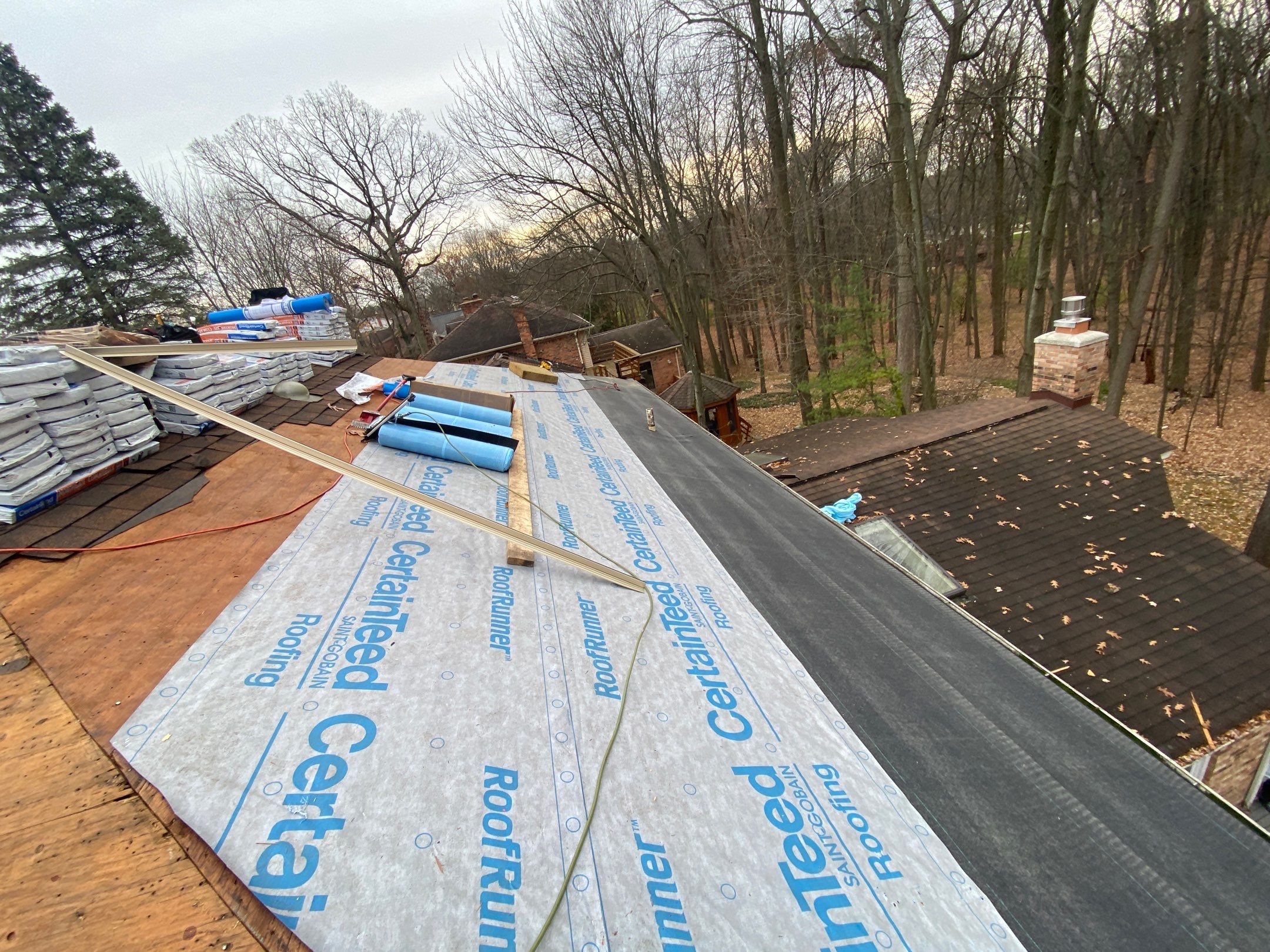 Roof Replacement using CertainTeed Northgate by 180 Contractors