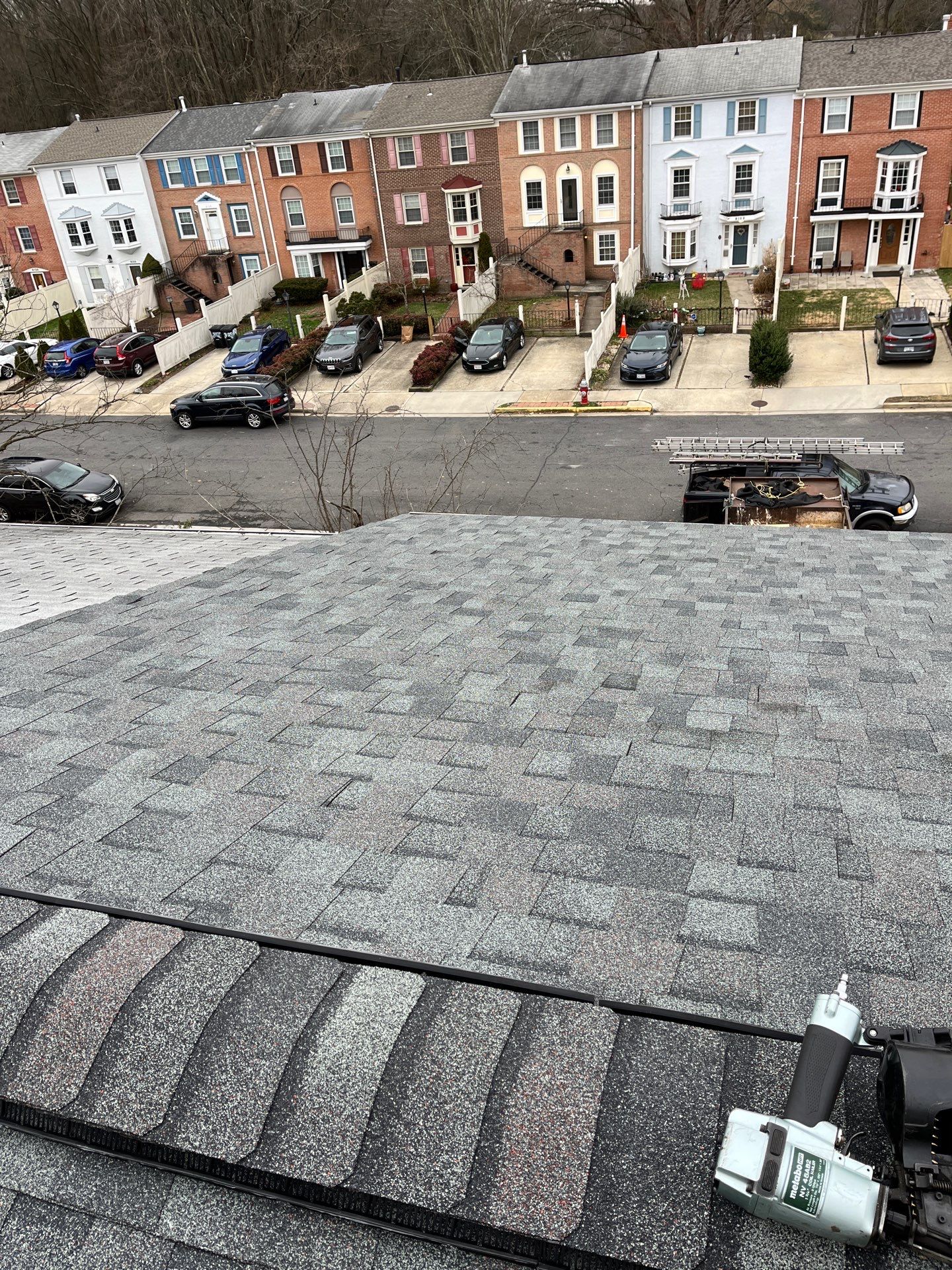 Alexandria Certainteed Landmark Roof in Colonial Slate by RM Banning, Inc.