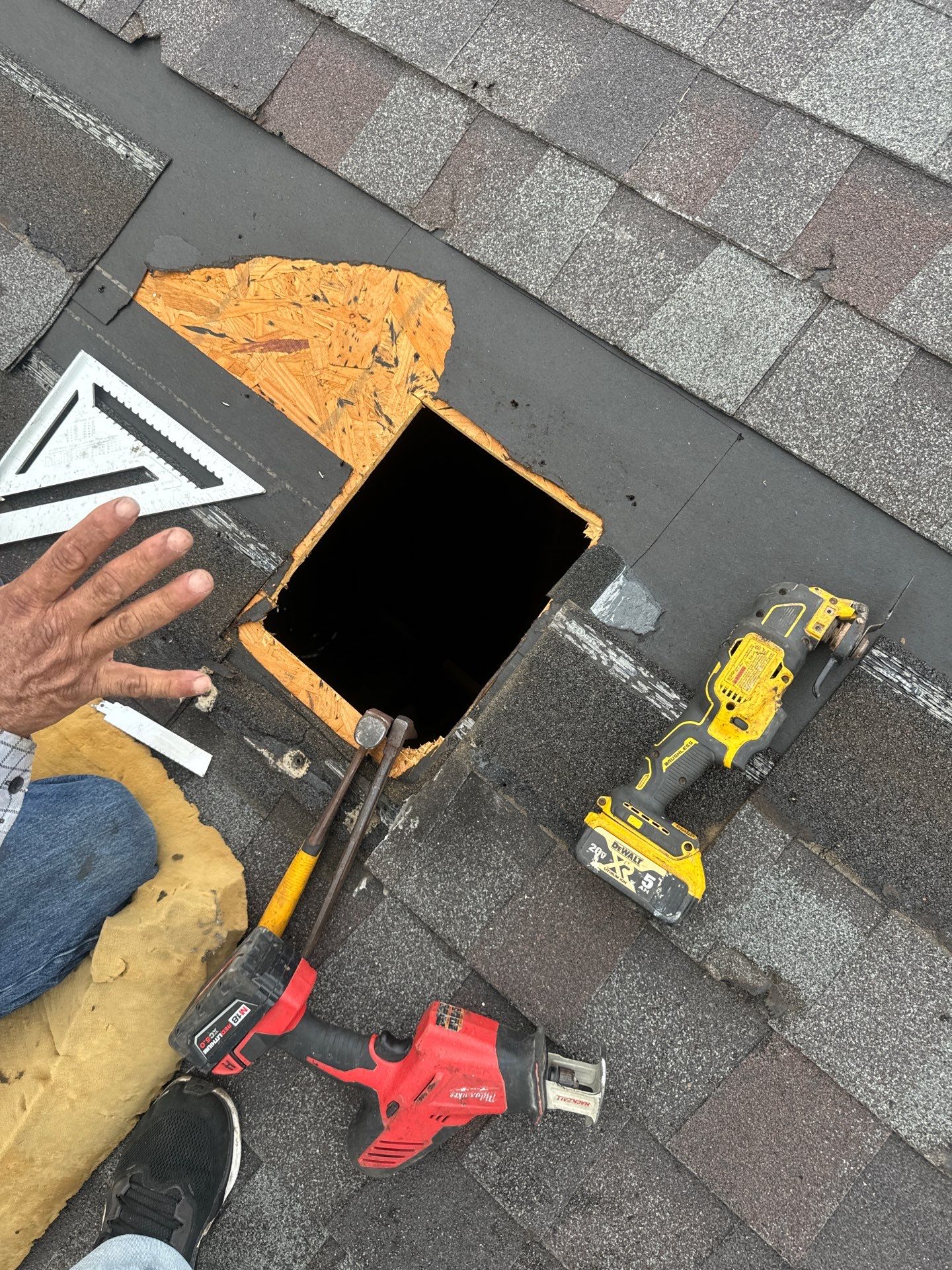 3 story Window Leak, 3 story Roof Leak by Associates Roofing Unlimited