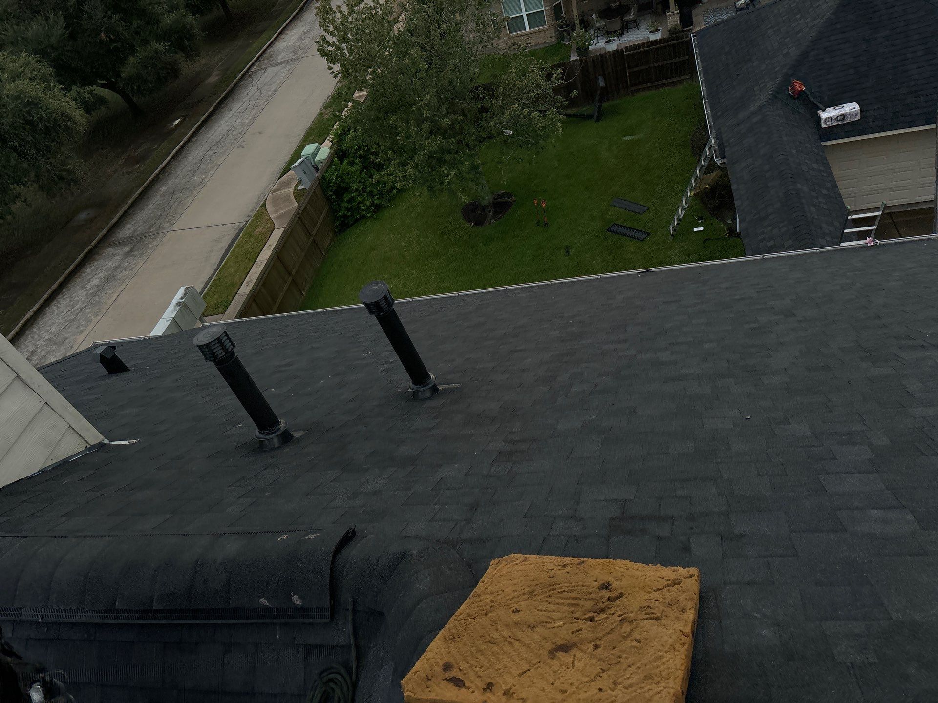 Residential Roofing Installation using Owen's Corning Duration (Lifetime) Shingles by Roof Repair Company