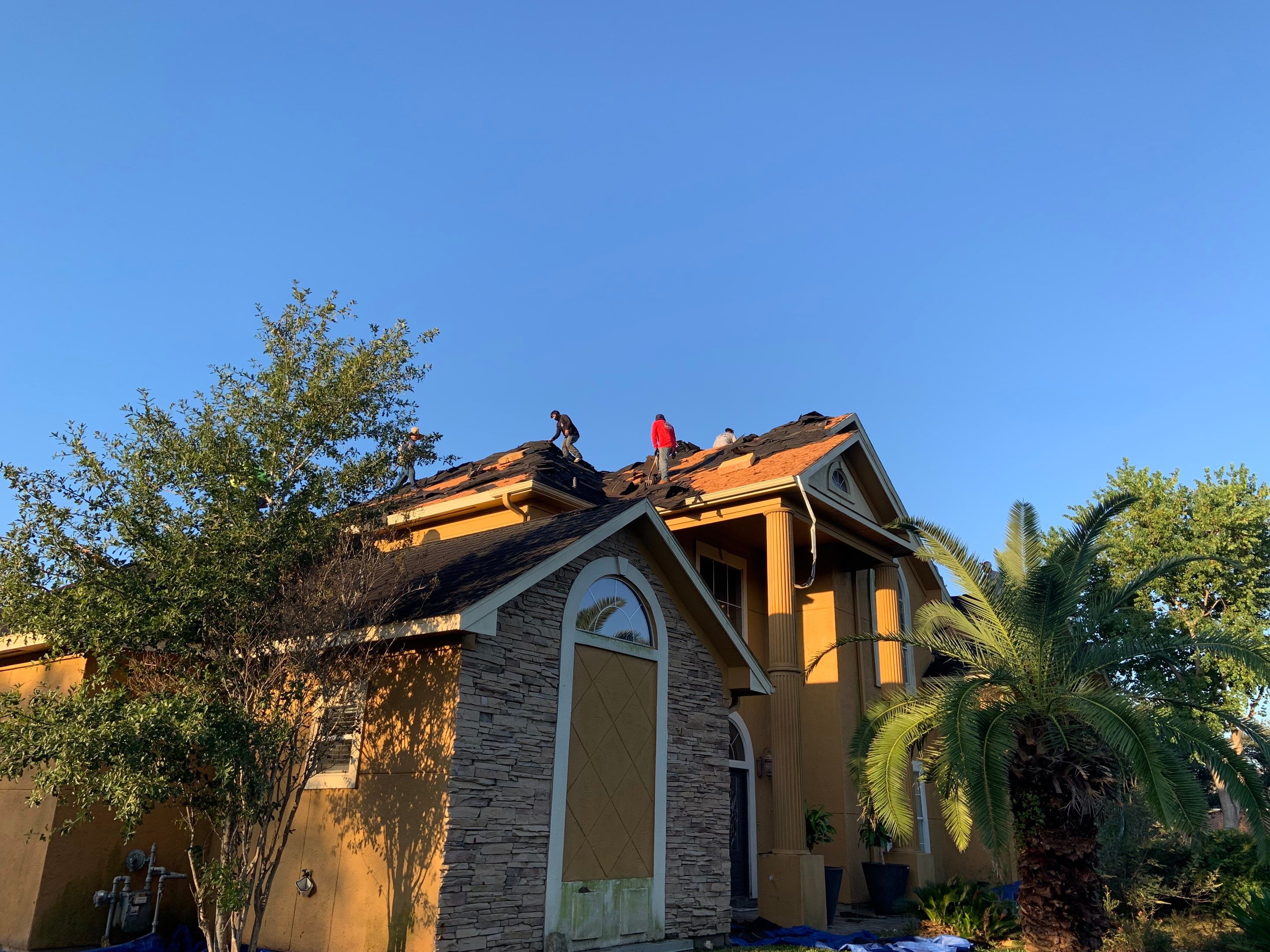 Residential Roofing Installation using Owen's Corning Duration (Lifetime) Shingles by Roof Repair Company