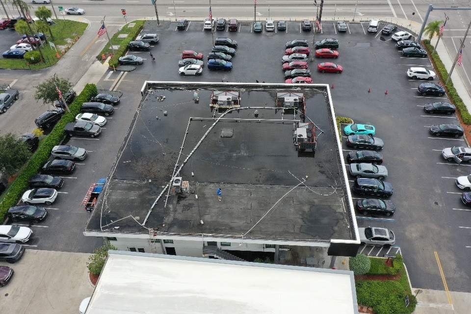 COMMERCIAL REROOF GAF TPO EVERGUARD 60 MIL SMOOTH WITH 1-1/2" INSULATION by Earl W. Johnston Roofing