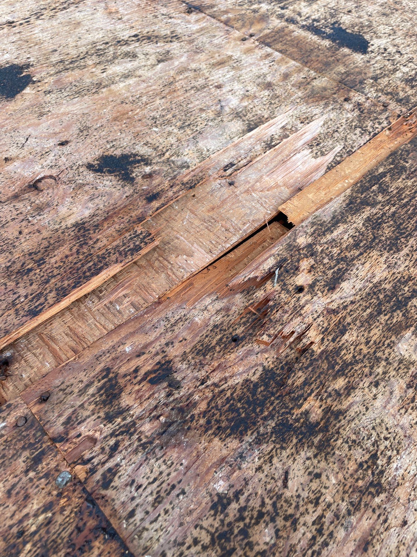 Roof Replacement Houston by Roof Repair Company