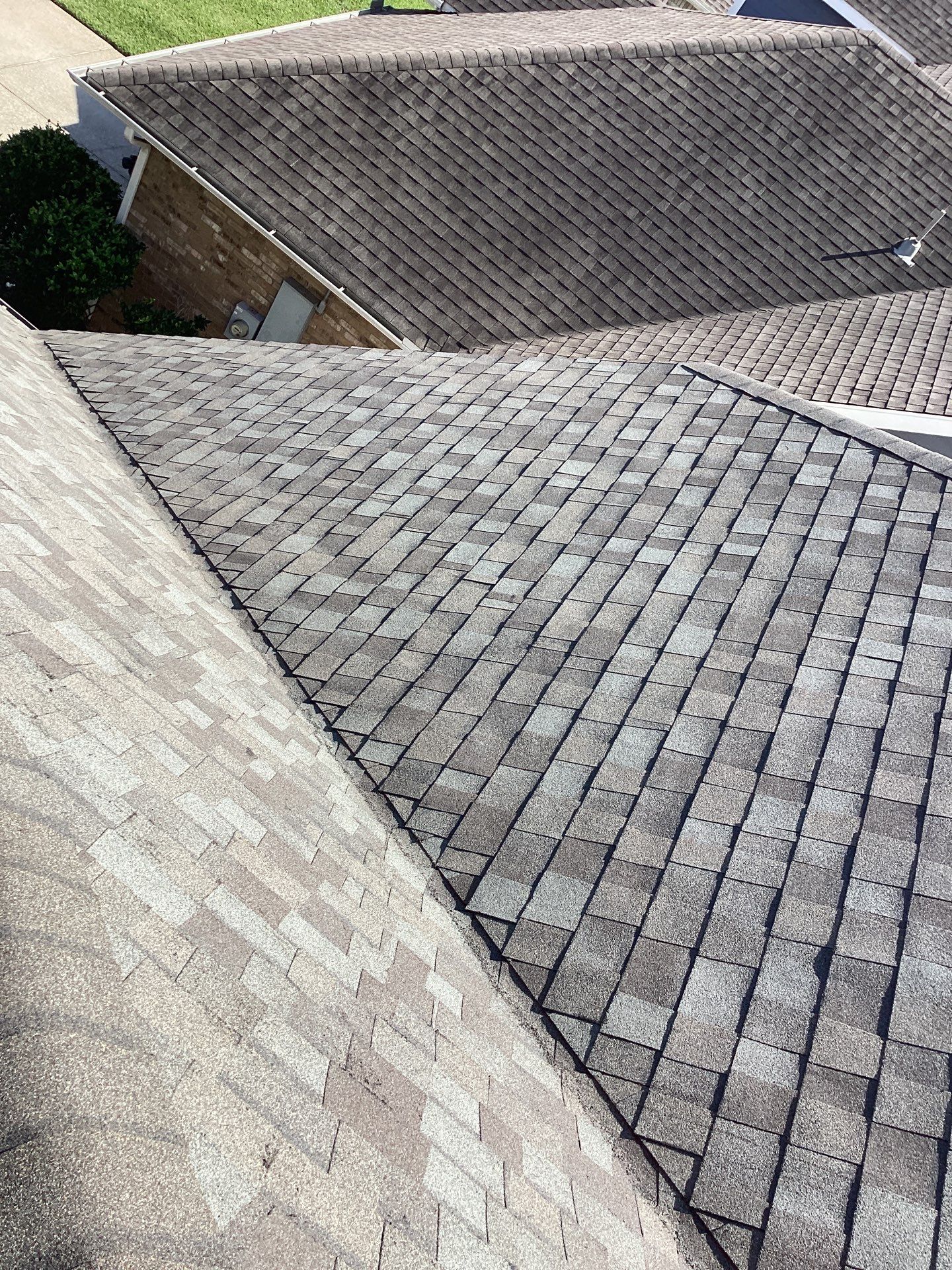 Residential Roofing Installation using Owen's Corning Duration (Lifetime) Shingles by Roof Repair Company