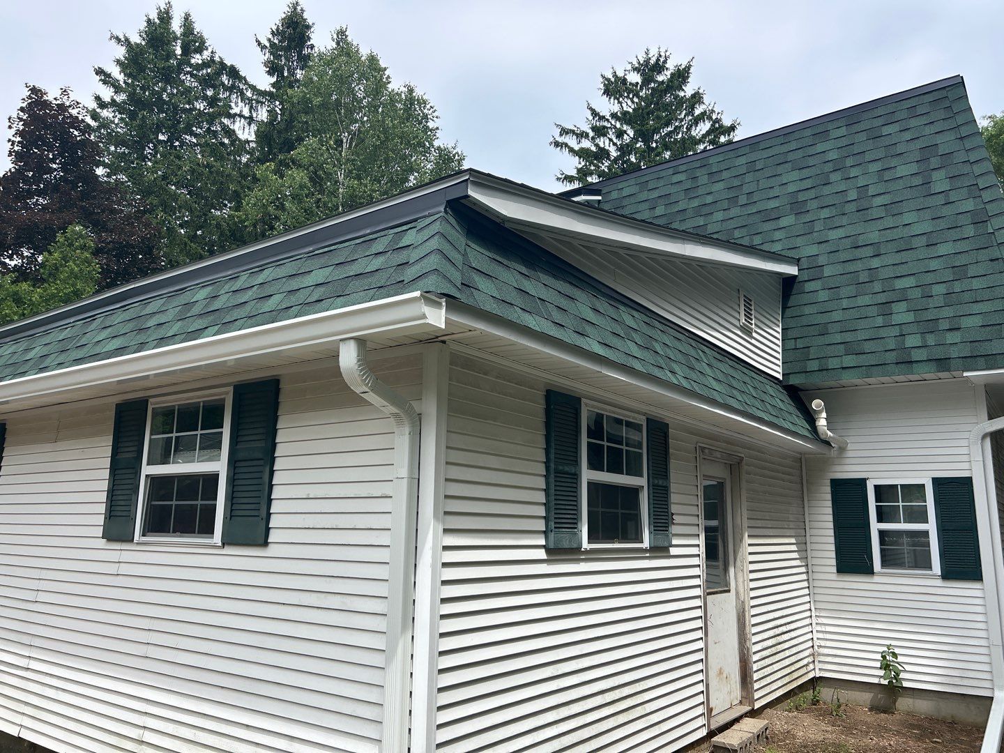 Roof Replacement using Owens Corning Duration by 180 Contractors