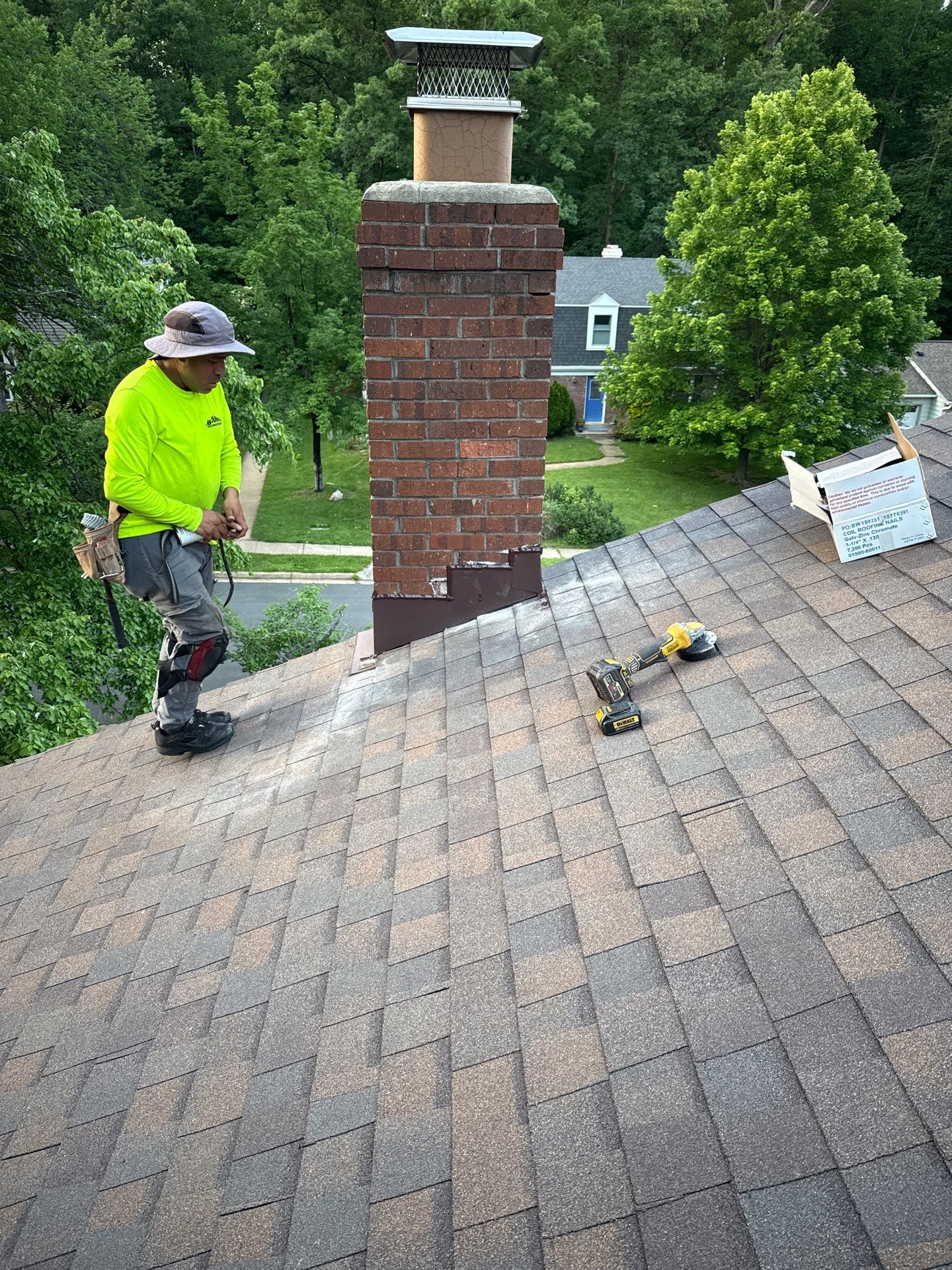 West Springfield: Residential Roof Replacement with CertainTeed Landmark in Heather Blend by RM Banning, Inc.