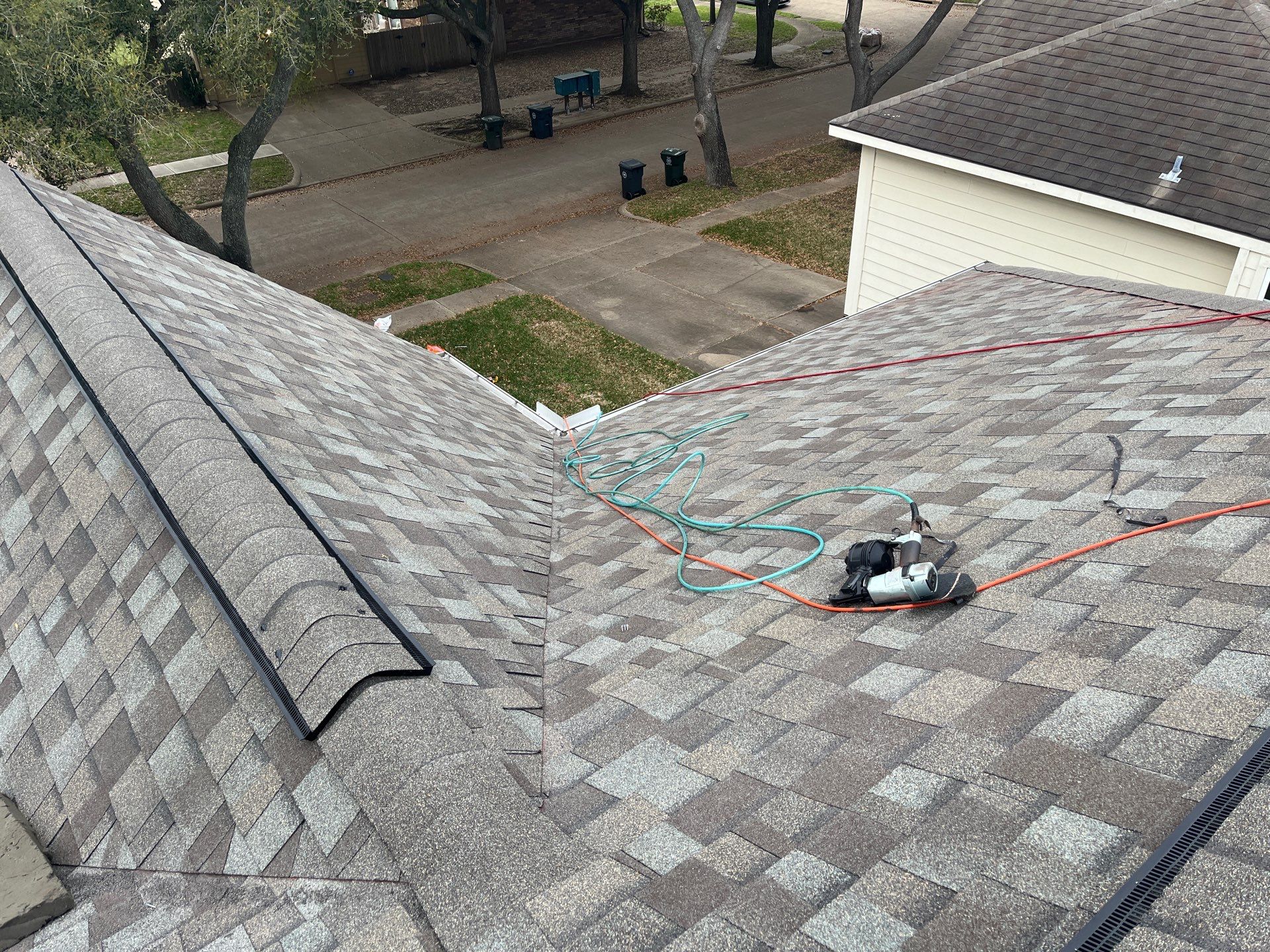 Residential Roofing Installation using Owen's Corning Duration (Lifetime) Shingles by Roof Repair Company