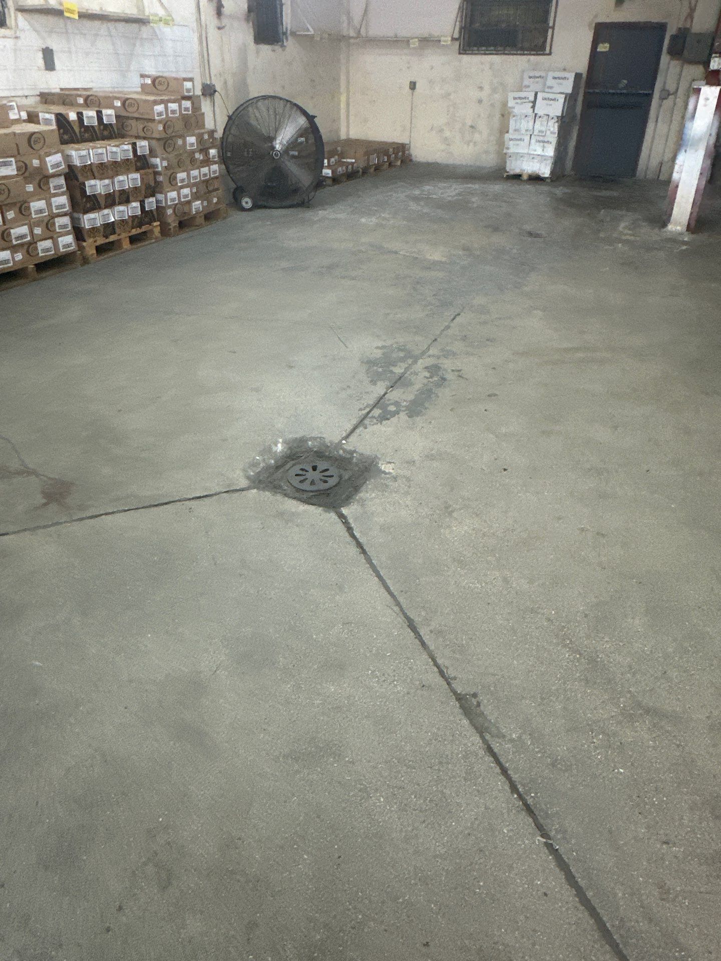 Warehouse Restoration by Seamless Surfaces