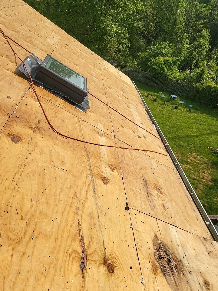 ATLAS PINNACLE COLOR: BLACK SHADOW by Eagle Eye Roofing