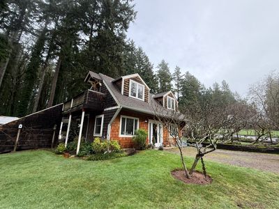 Residential Roof Repair in Bainbridge Island, WA