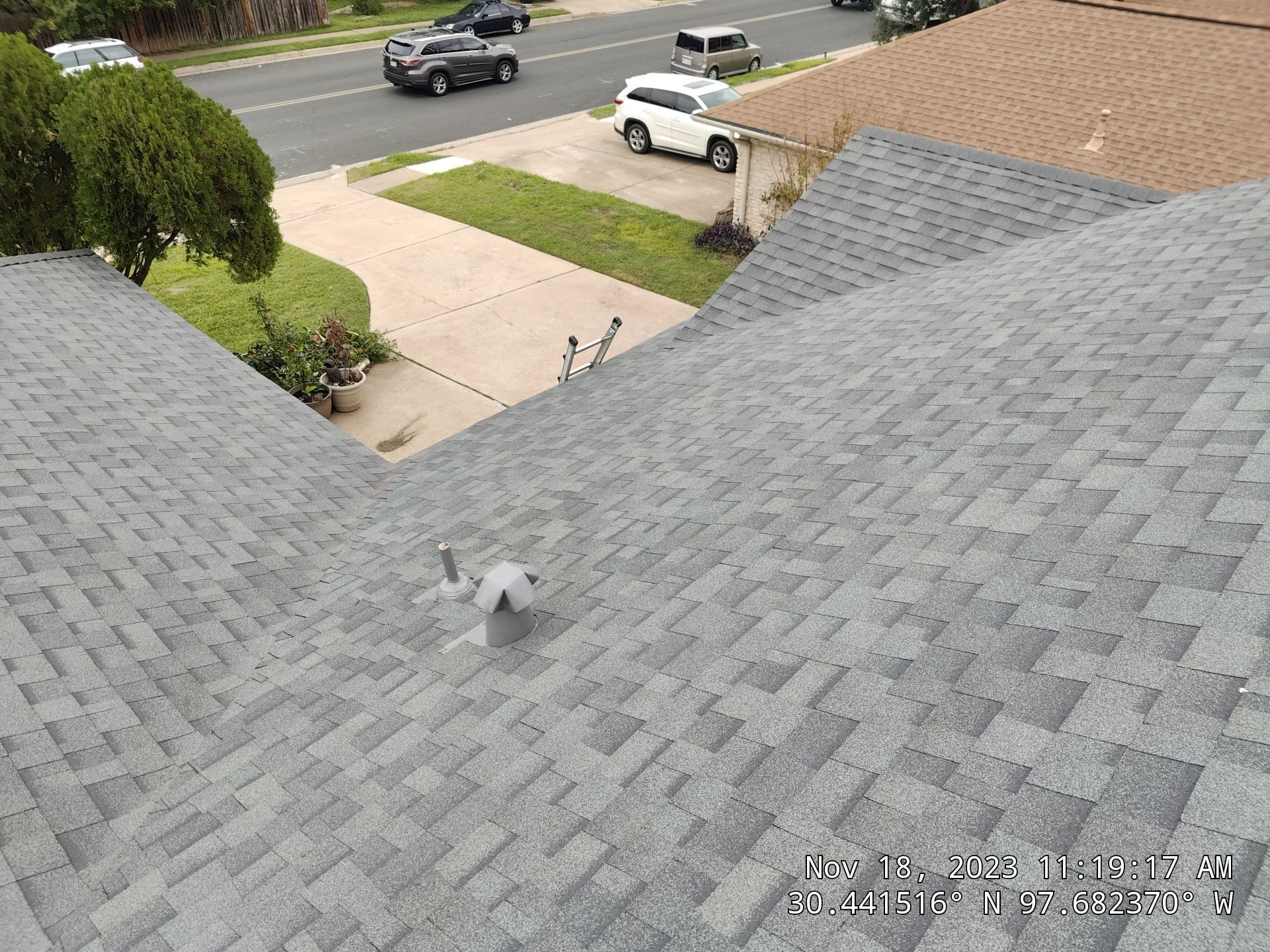 Residential Roofing Installation using Owens Corning Oakridge Estate Grey by DeZign Roofing & Exteriors