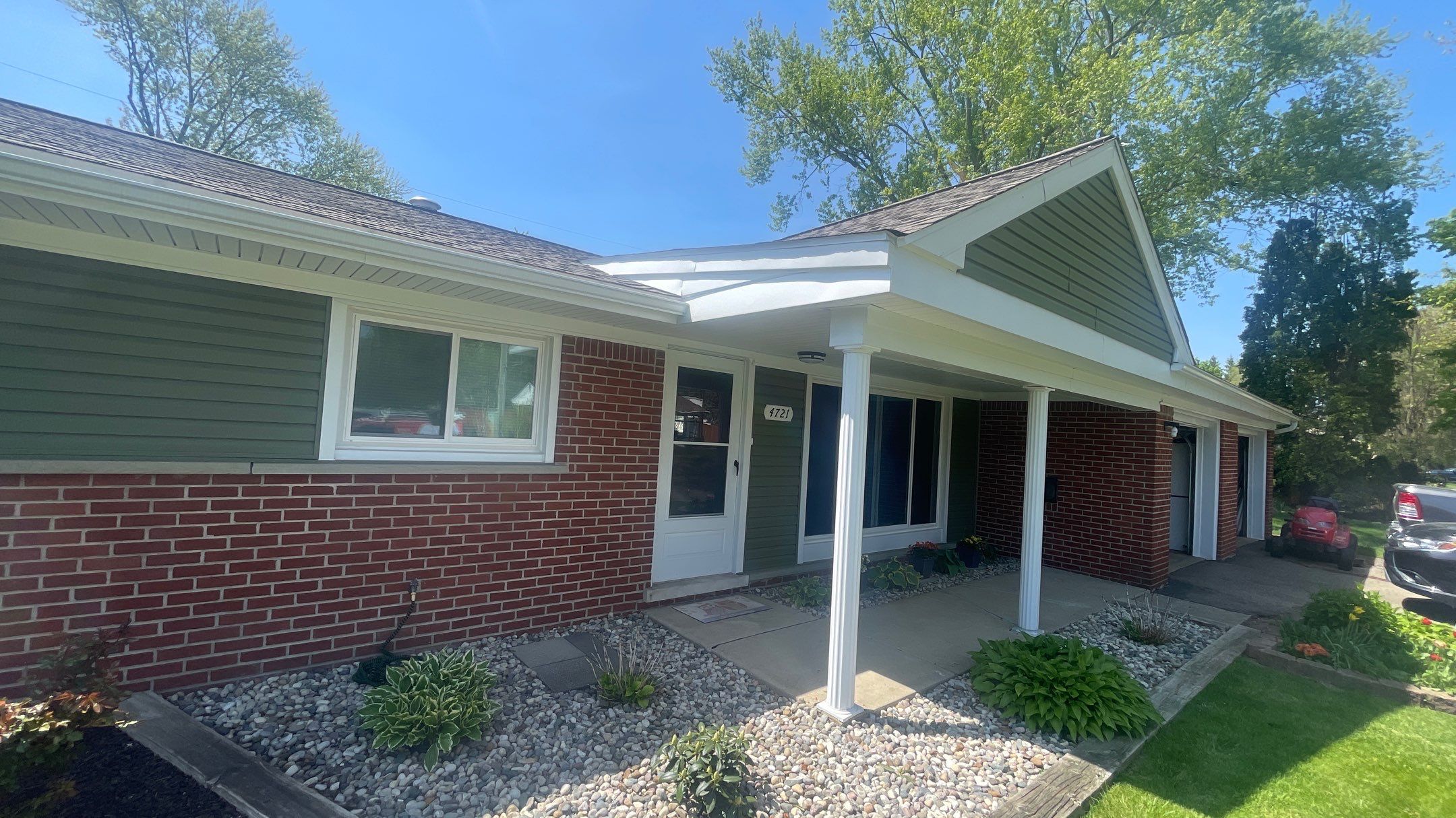 Roof Replacement using CertainTeed Landmark by 180 Contractors