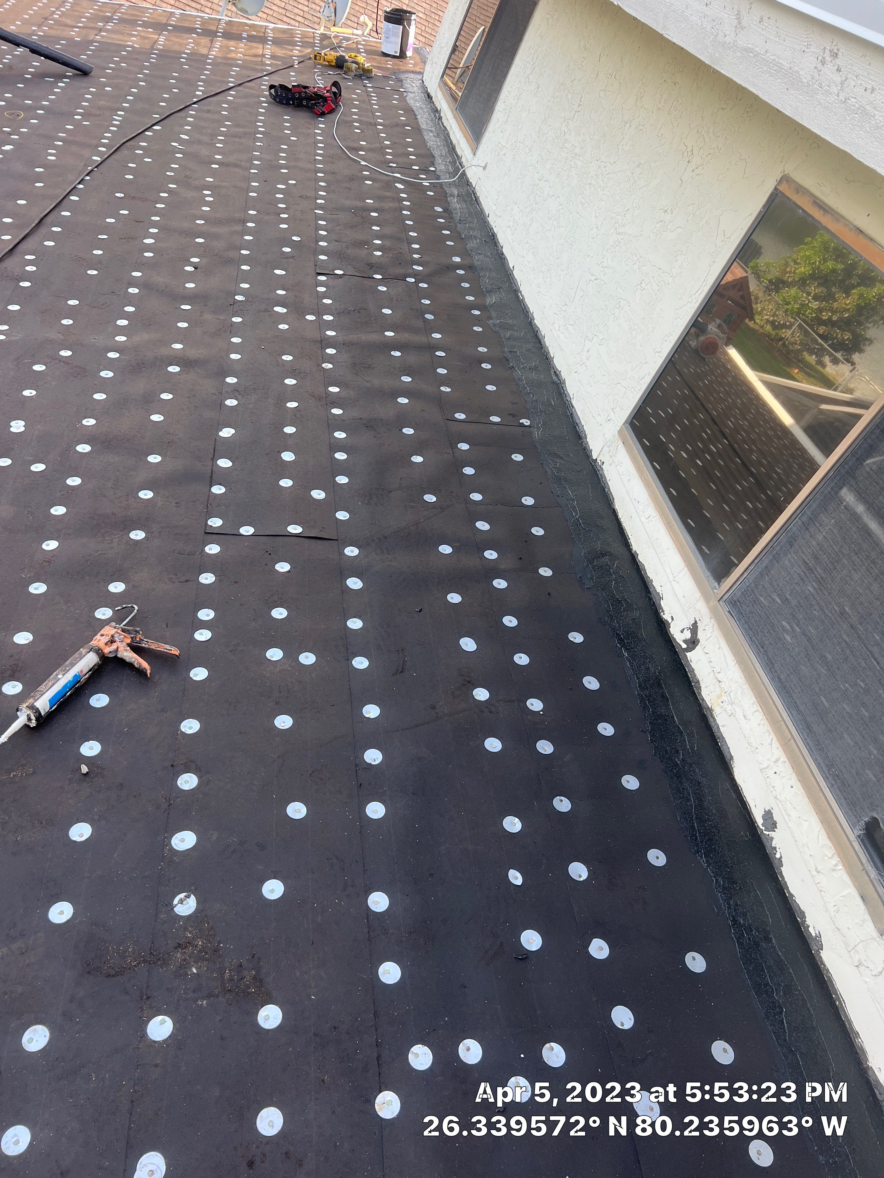 Shingle Roof Replacement in Boca Raton – Hassle-Free, Fast, and Professional Service by Aastro Roofing
