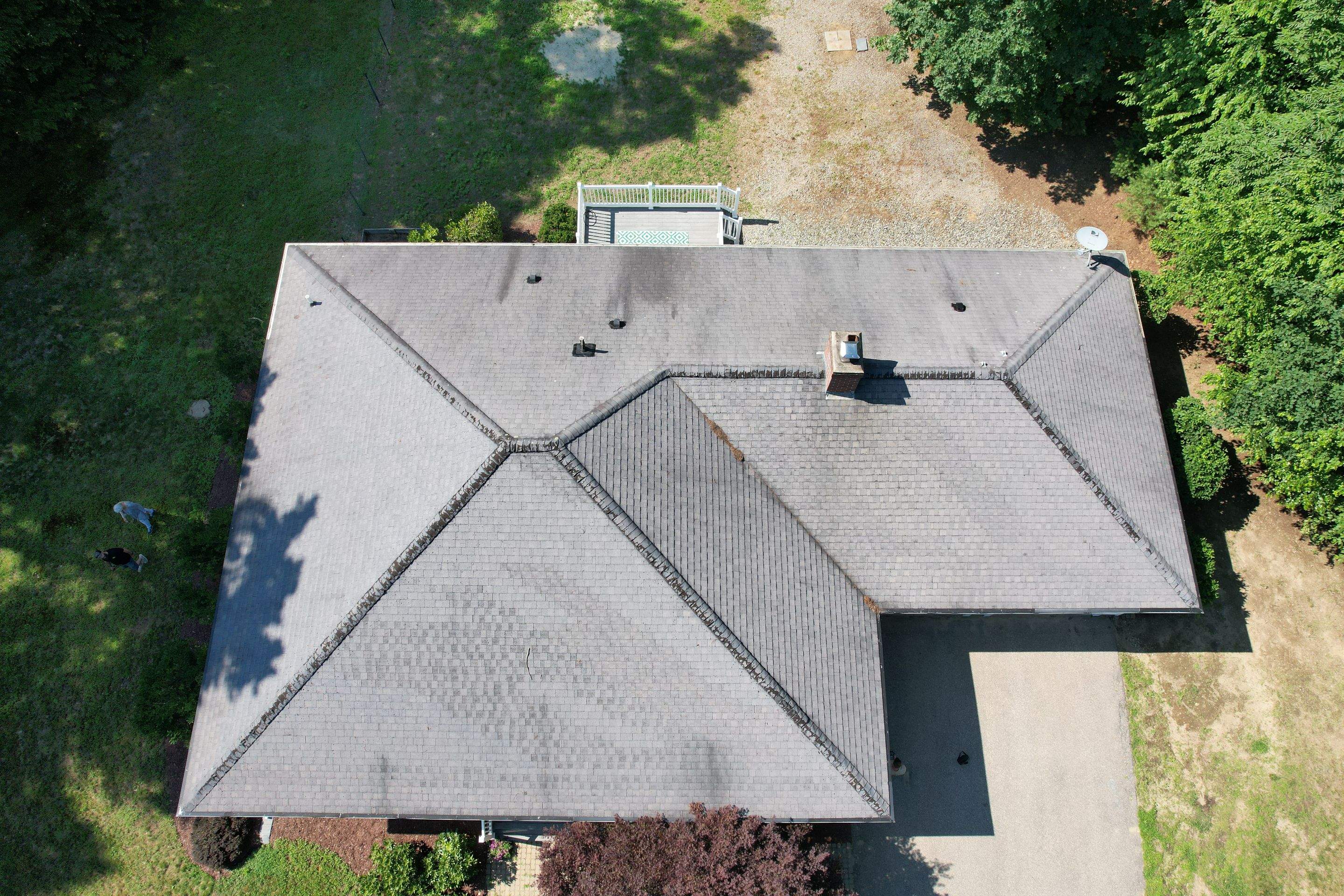 Roofing in Beautiful Lee New Hampshire by Tall pine roofing