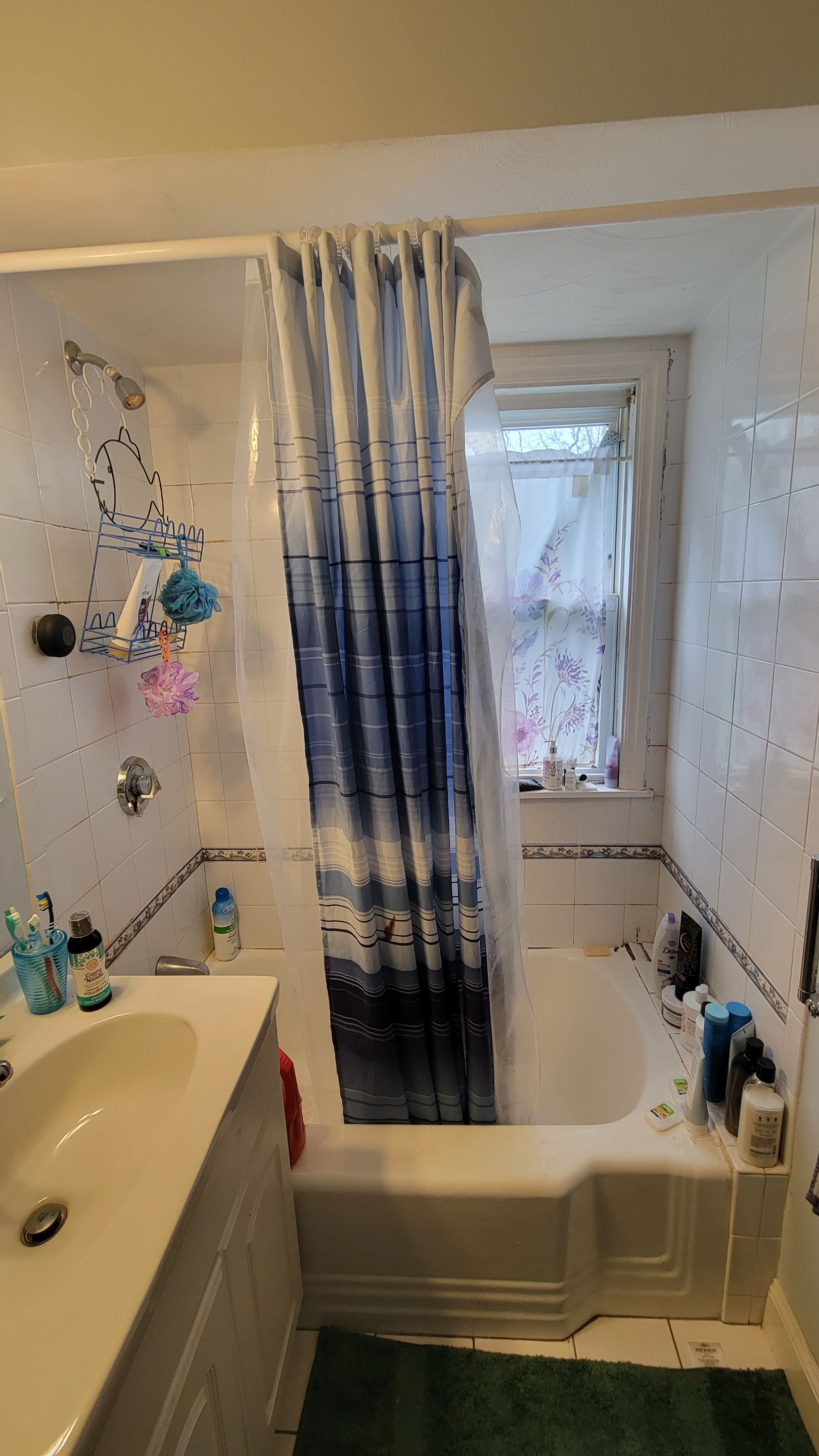 Tub to Shower Replacement in Springfield, MA by Yankee Home Improvement