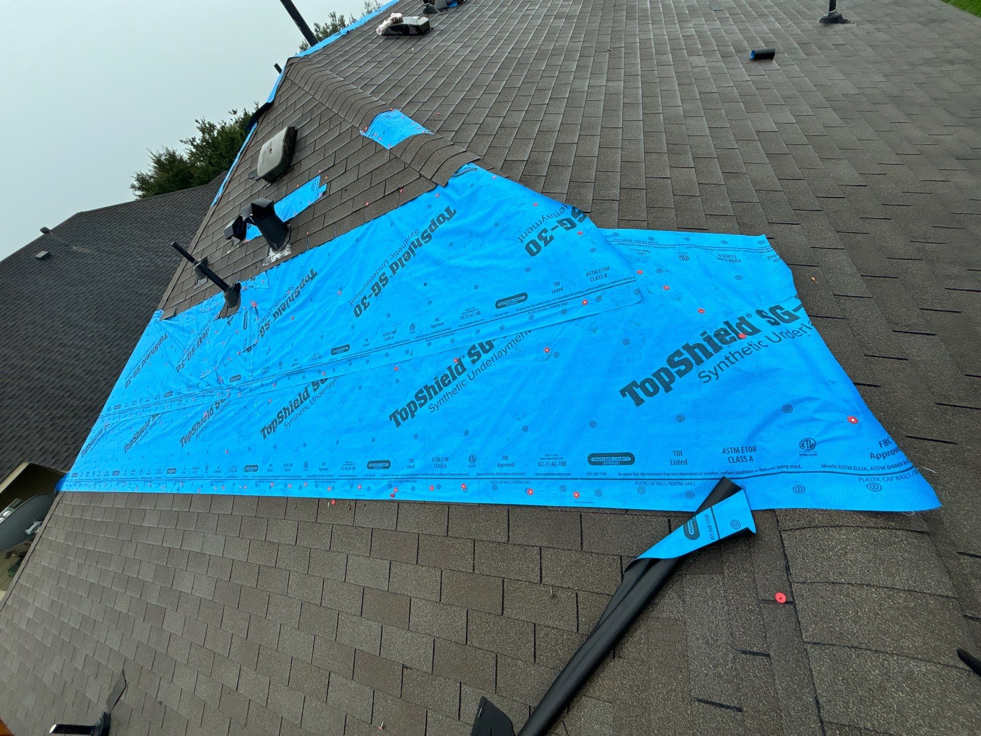 Residential Roofing Repair using Owen's Corning Duration (Lifetime) Shingles by Roof Repair Company