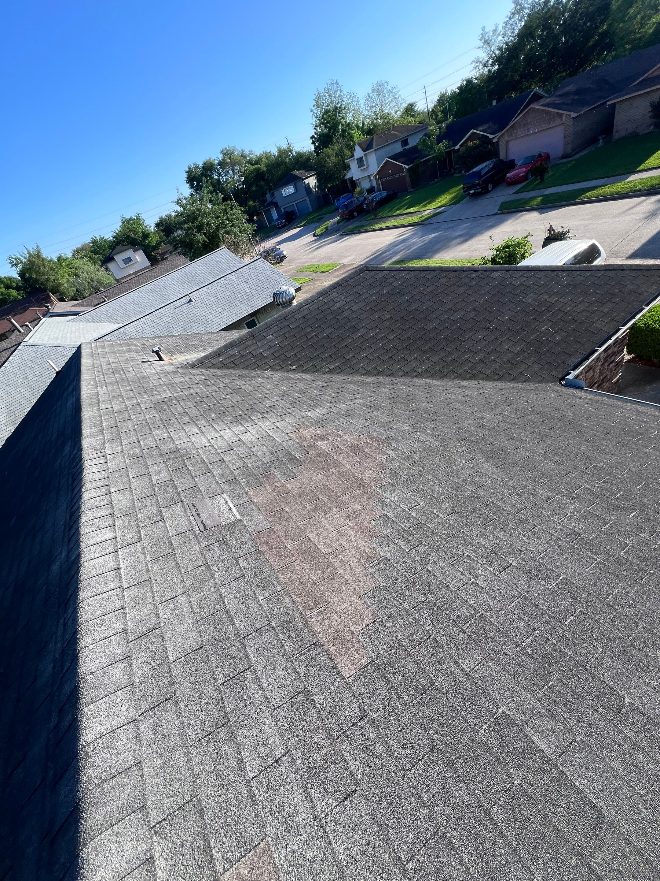 Residential Roofing Installation using Owen's Corning Duration (Lifetime) Shingles by Roof Repair Company