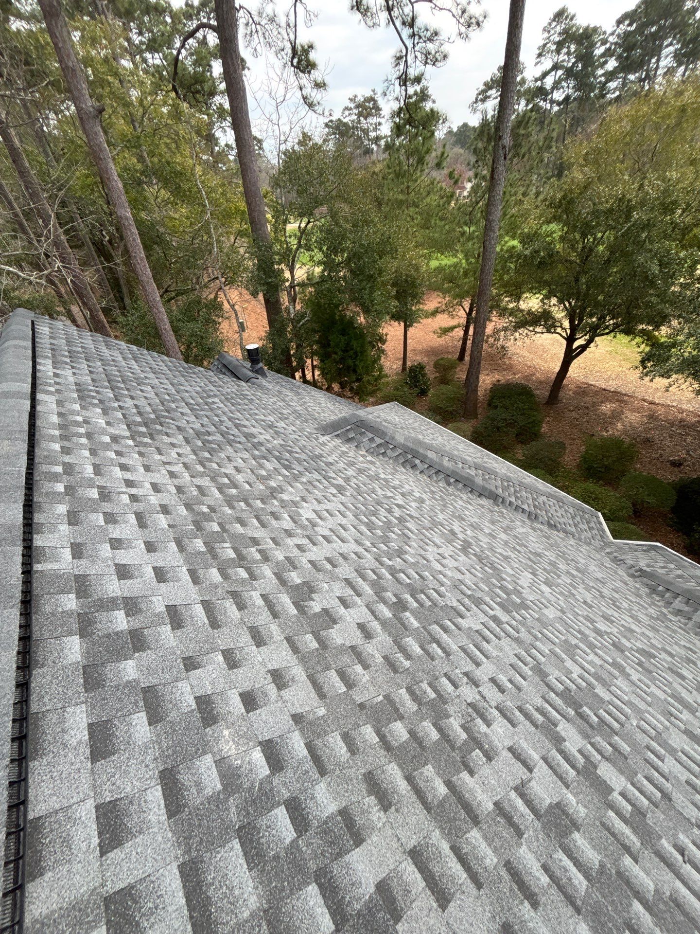 GAF HDZ - Charcoal by Linta Roofing Inc
