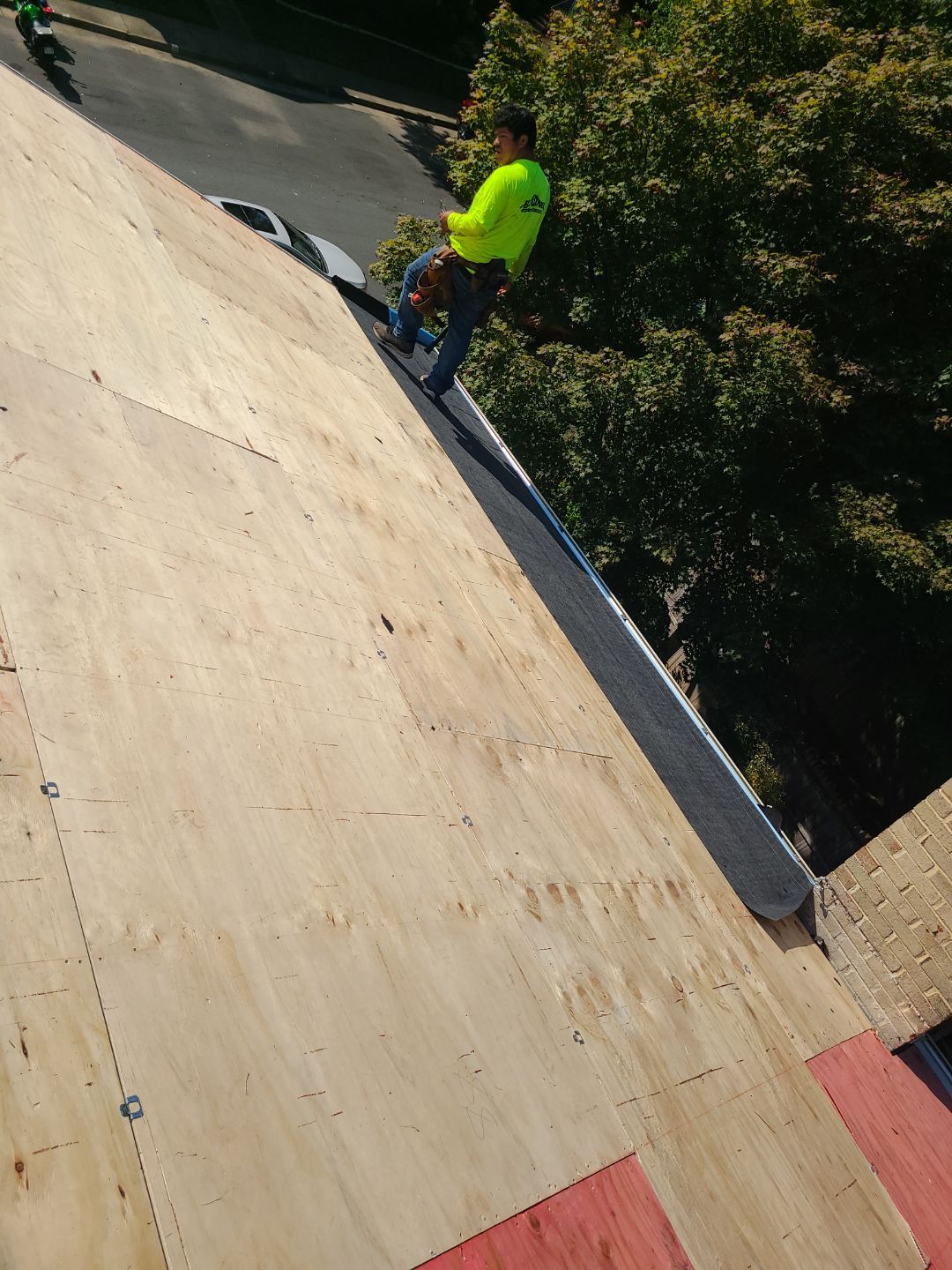 Springfield: Roof Replacement with Landmark Pro Designer Shingles in Max Def Shenandoah by RM Banning, Inc.