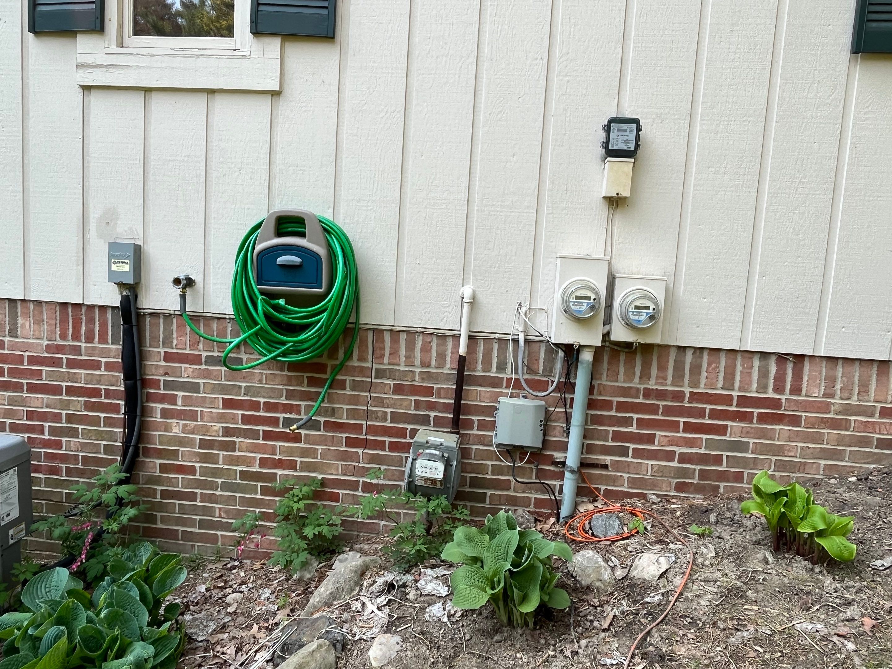 Siding Replacement using CertainTeed Restoration Classis D4 by 180 Contractors