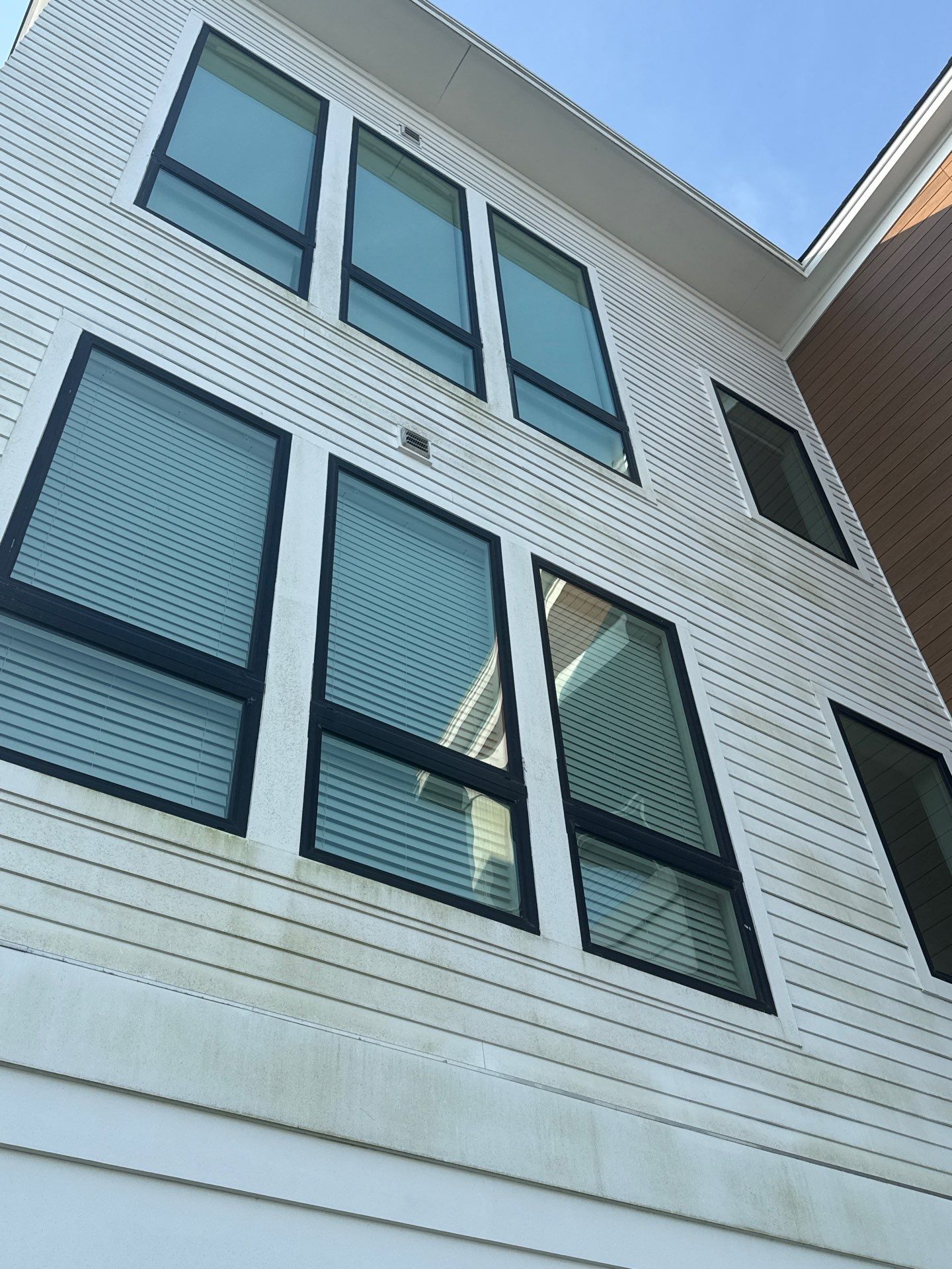 House Washing in Wrightsville Beach by Shark Power Washing