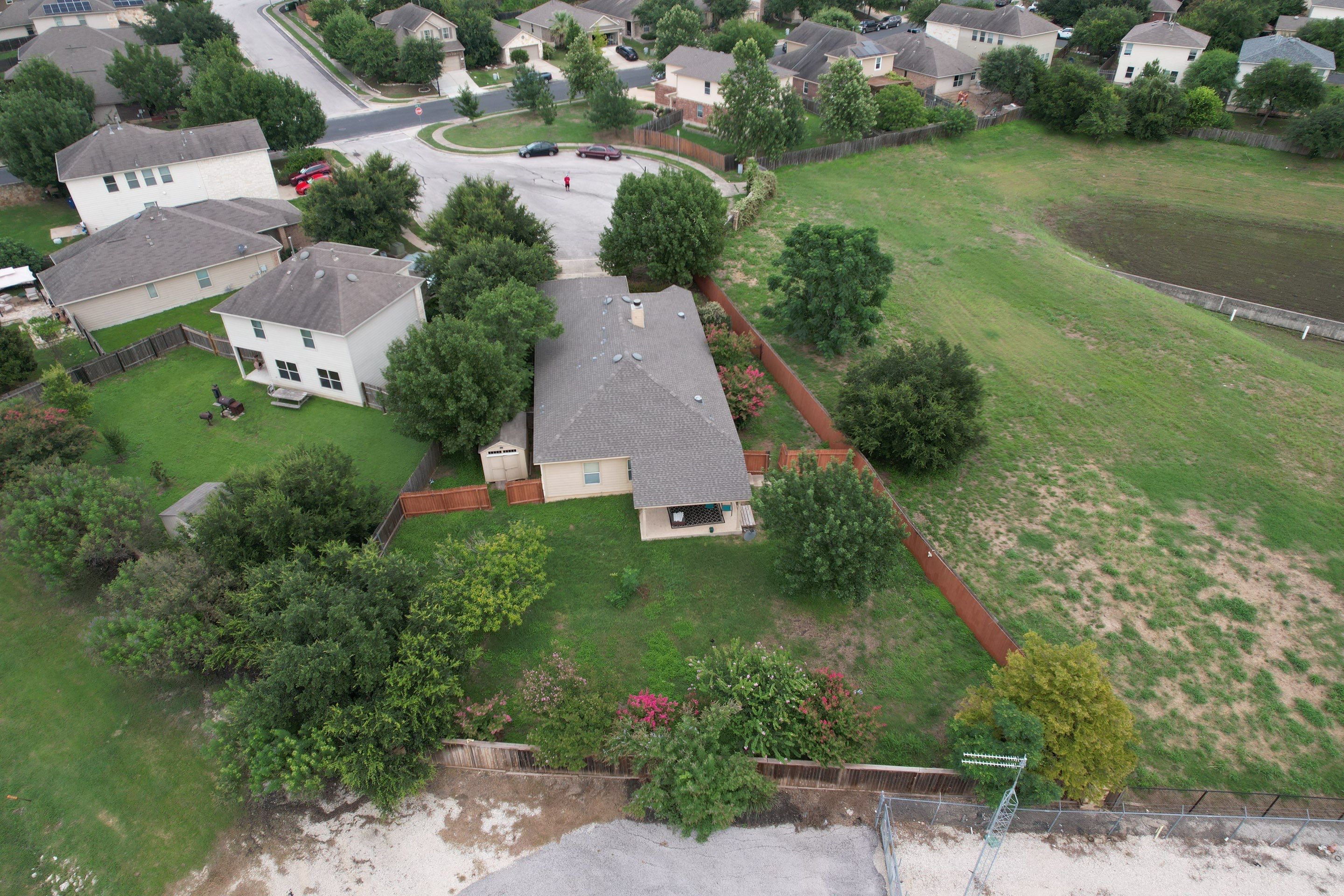 TAMKO Titan XT Weathered Wood by STX Roofing
