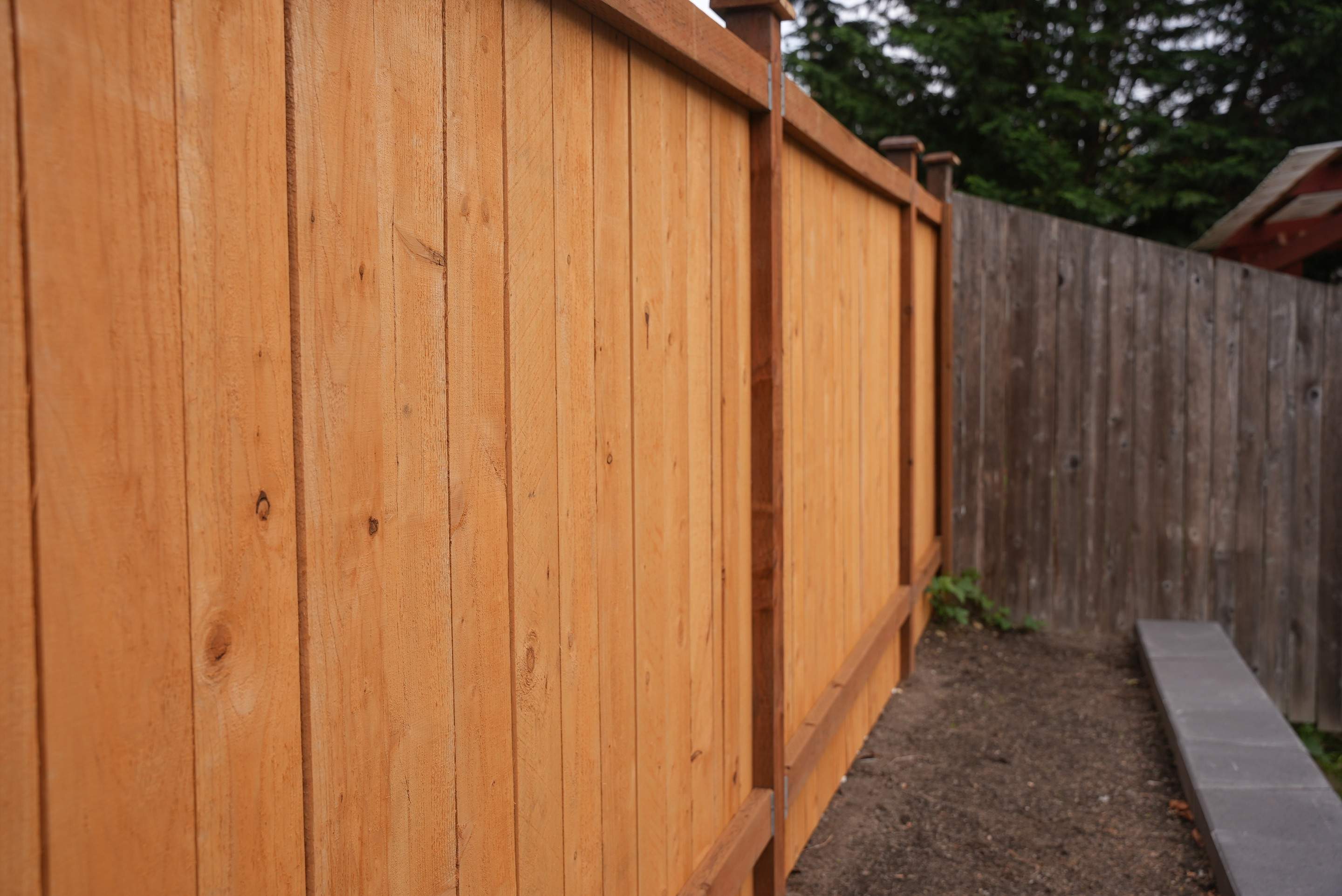 Jireh Outdoor Projects | Retaining Wall & Fence Build by Jireh Asphalt & Concrete Inc 