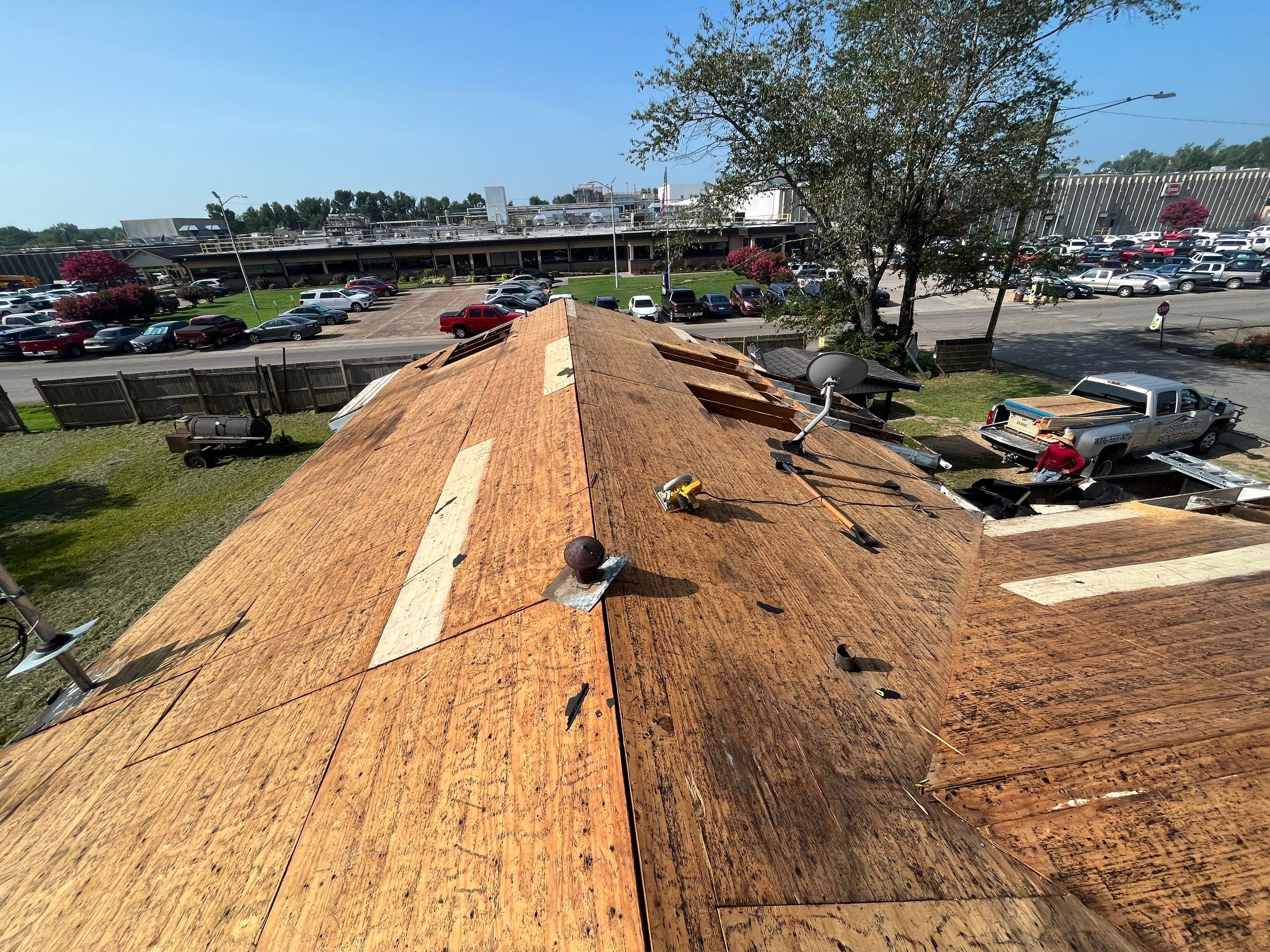 Residential Reroof: 25 Year 3-Tab Shingle by Hostetler Roofing