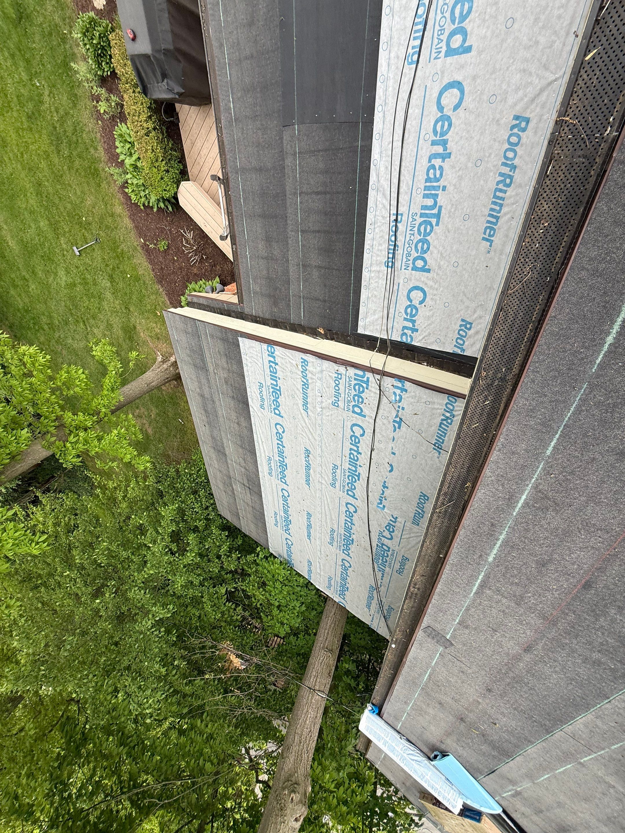 Project by Eave Roofing by Eave Roofing