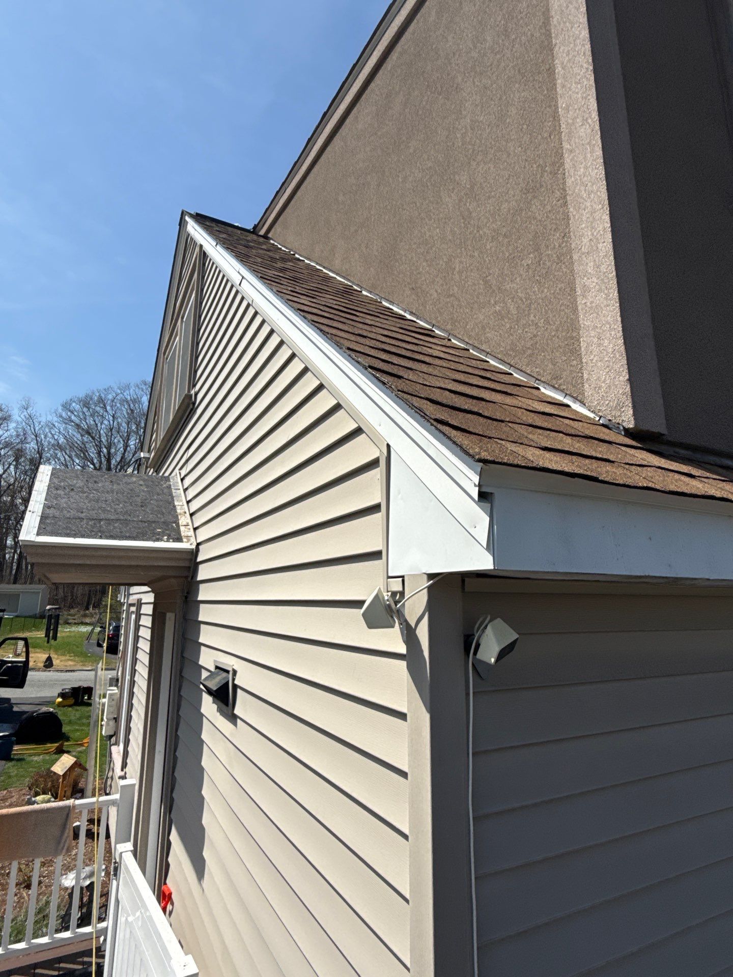 Solar Panel Removal & Full Roof Replacement – Owens Corning Duration, Desert Tan by JOHNNYS PRO