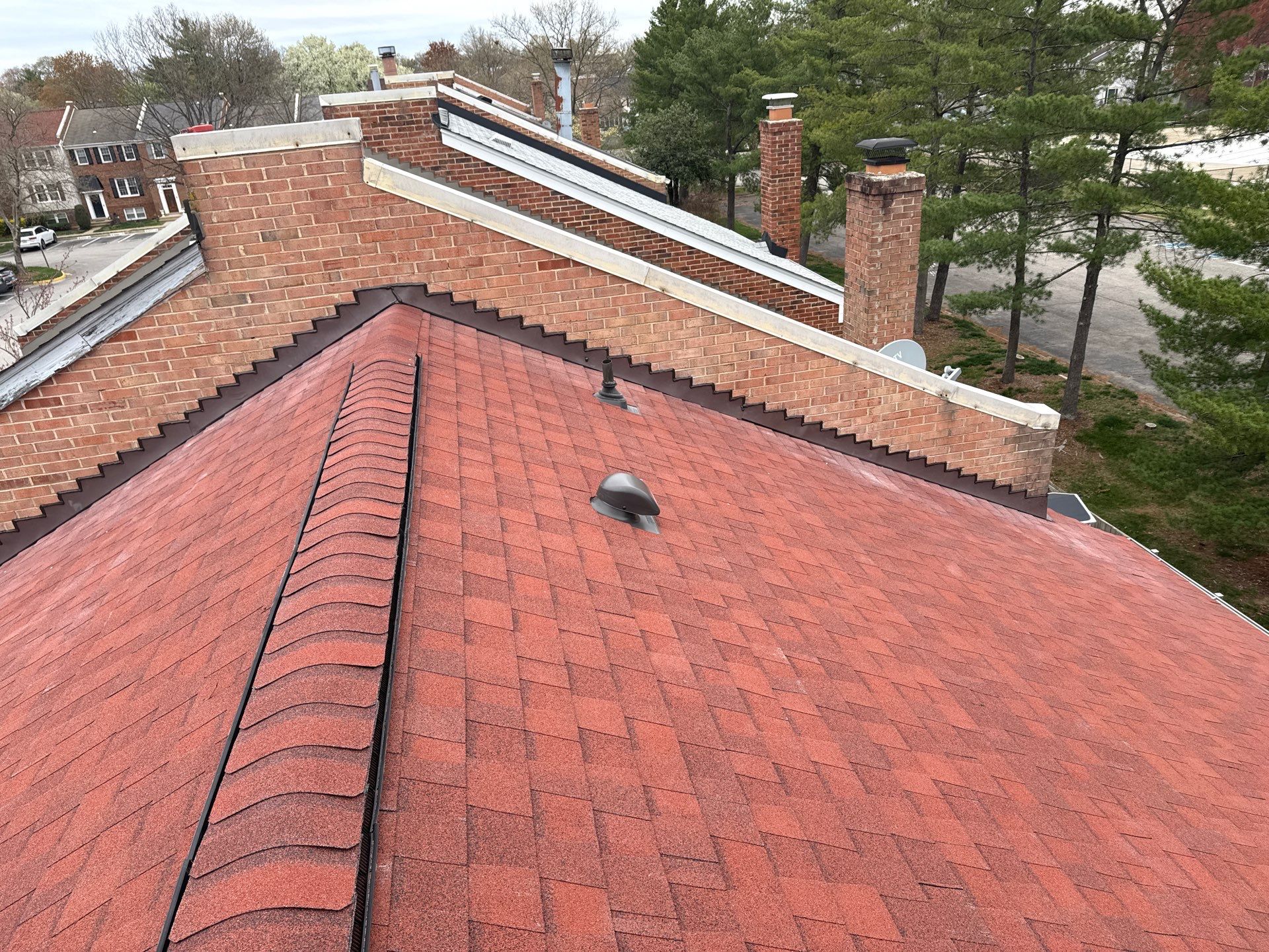 Springfield: Residential Roof Replacement with CertainTeed Landmark Pro in Max Def Red Oak by RM Banning, Inc.