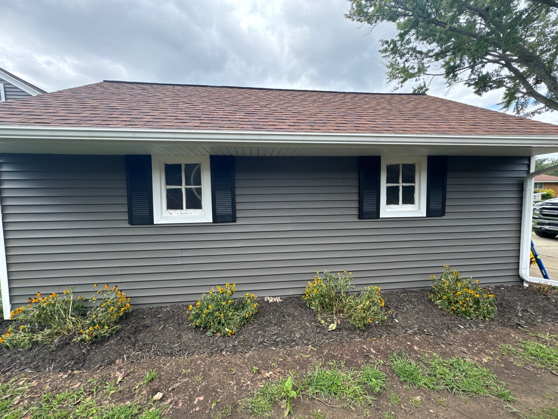 Siding Replacement using Alside Odyssey D4" by 180 Contractors